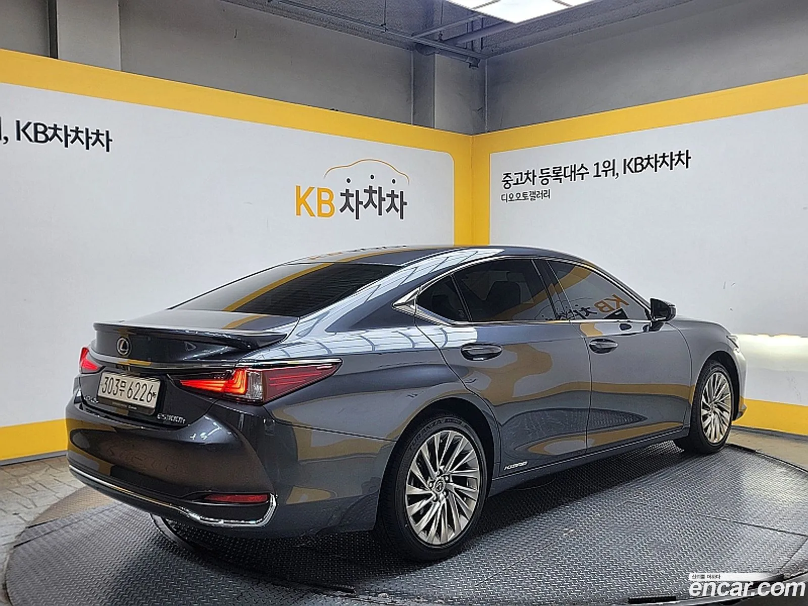 Lexus Es300H 7Th Generation Luxury Plus - фотография 6668810