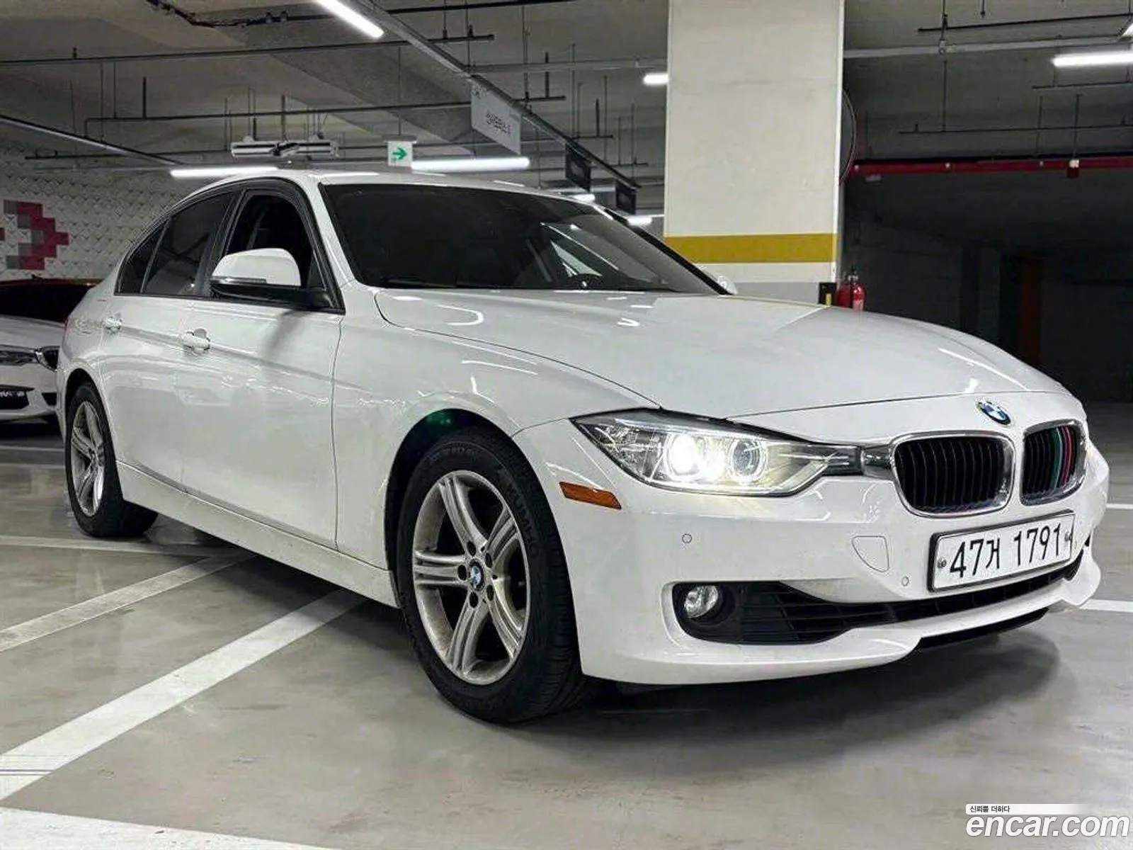 BMW 3 Series F30 320I - фотография 11570400