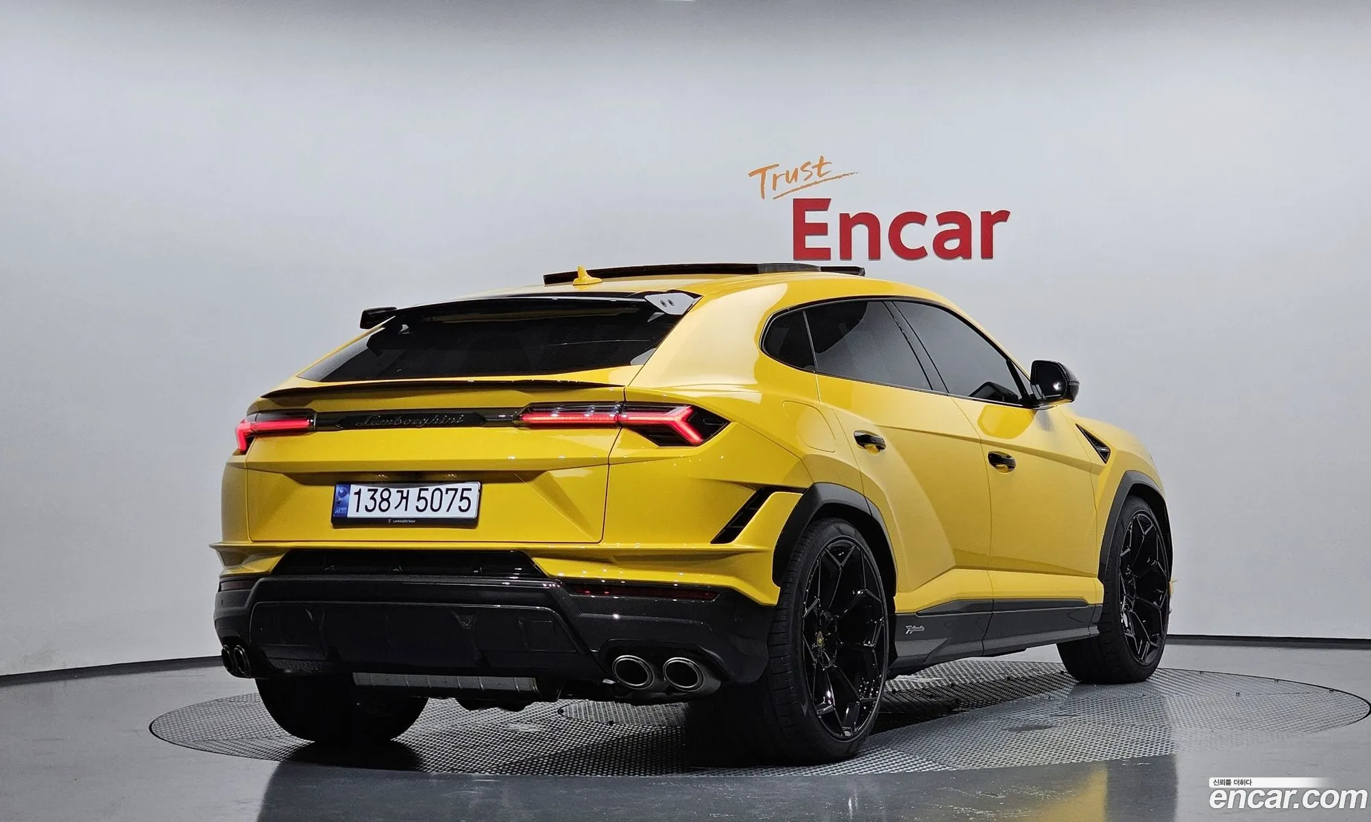 Lamborghini Urus 40 V8 Performante - фотография 3721408