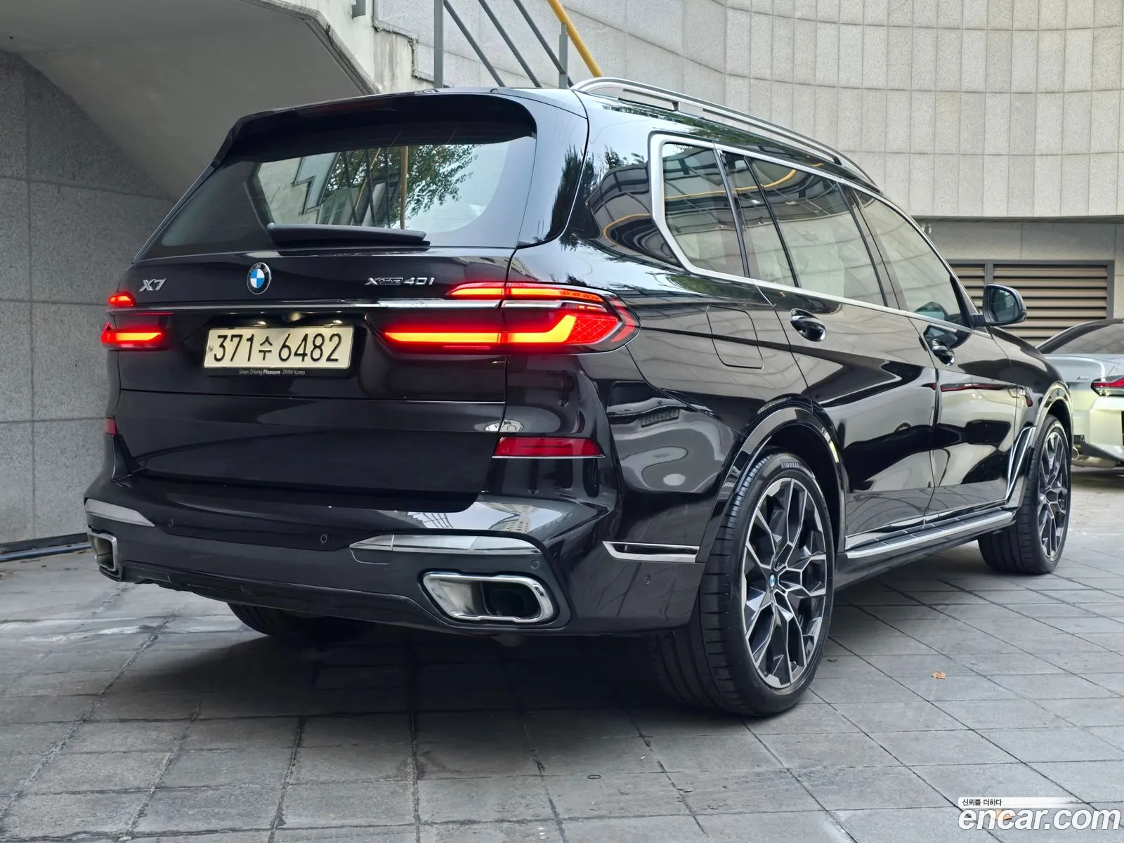 BMW X7 G07 ​​xDrive 40I M Sports 6-Seater - фотография 11570436