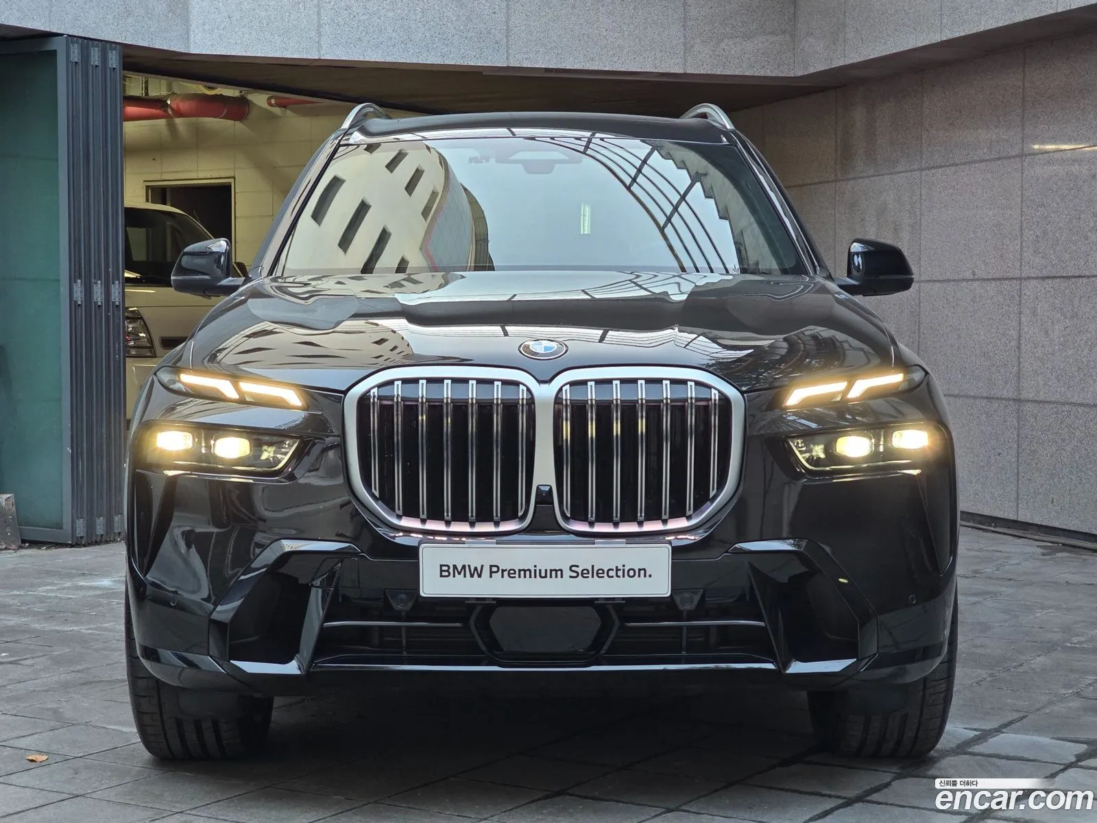 BMW X7 G07 ​​xDrive 40I M Sports 6-Seater - фотография 11570437