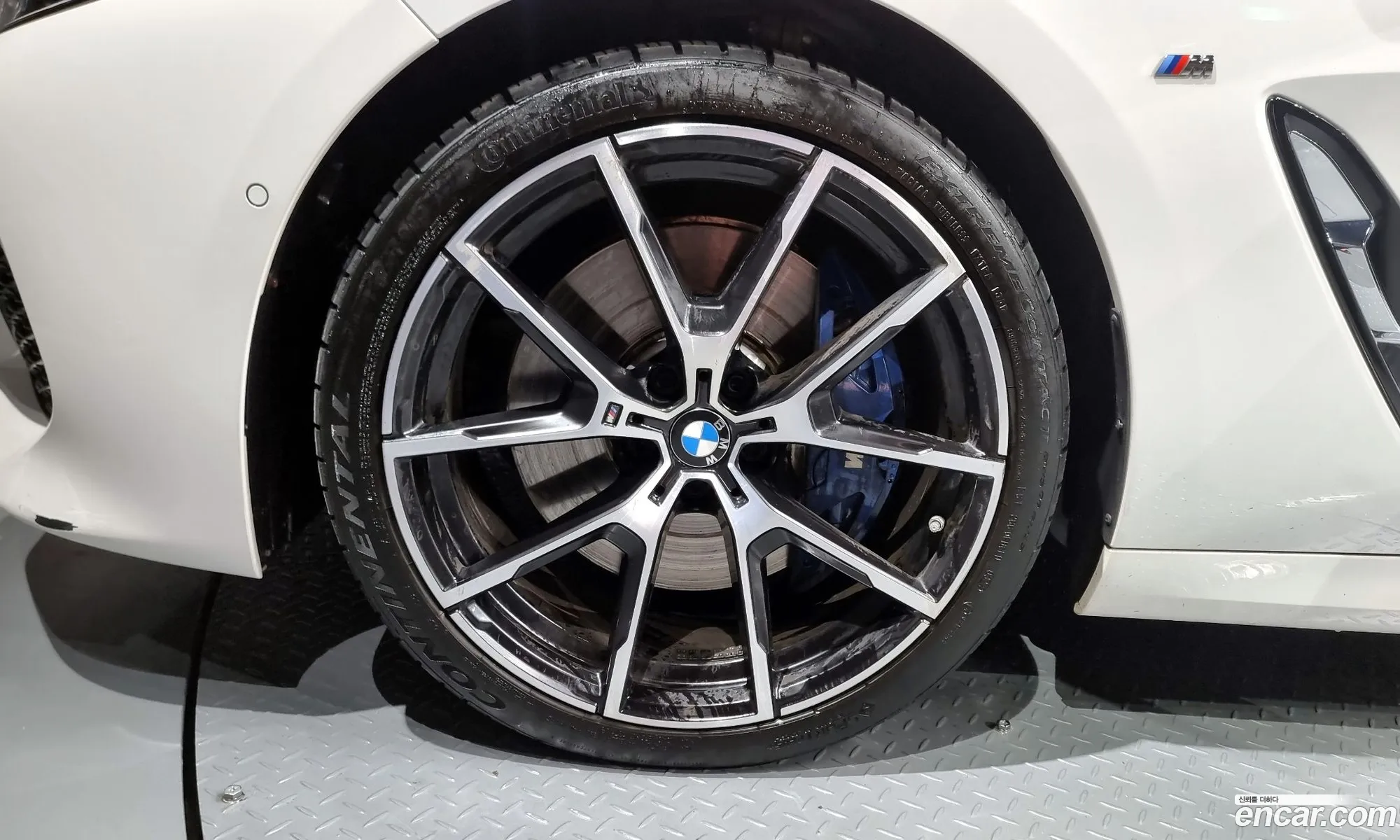 BMW 8 Series G15 840D xDrive M Sports Gran Coupe - фотография 937632