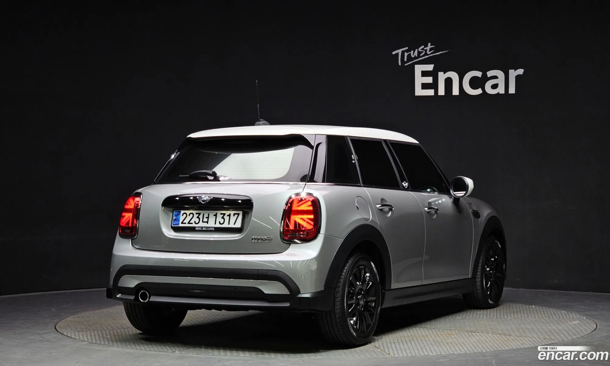 Mini Cooper 5-Door Classic 3Rd Generation - фотография 872647