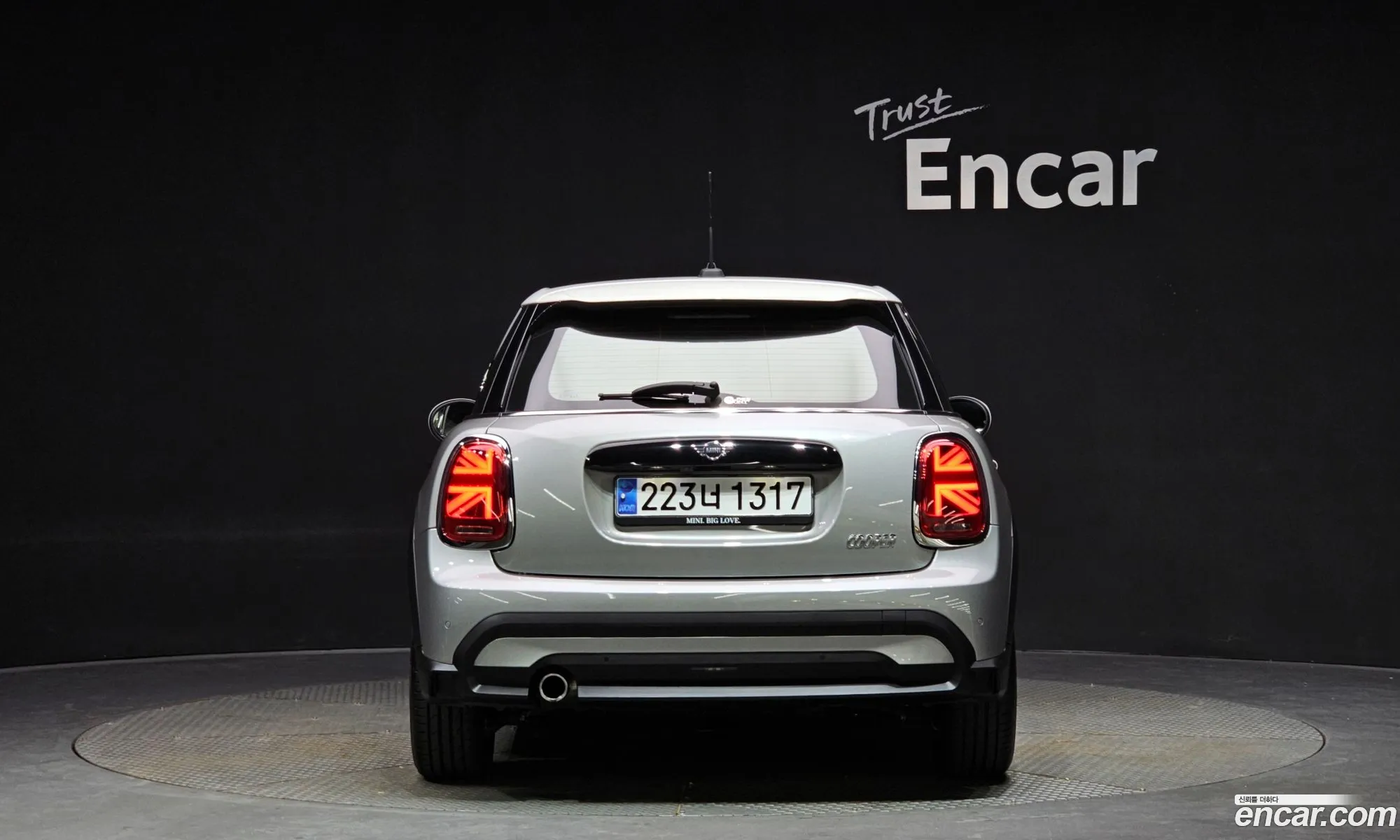 Mini Cooper 5-Door Classic 3Rd Generation - фотография 872649