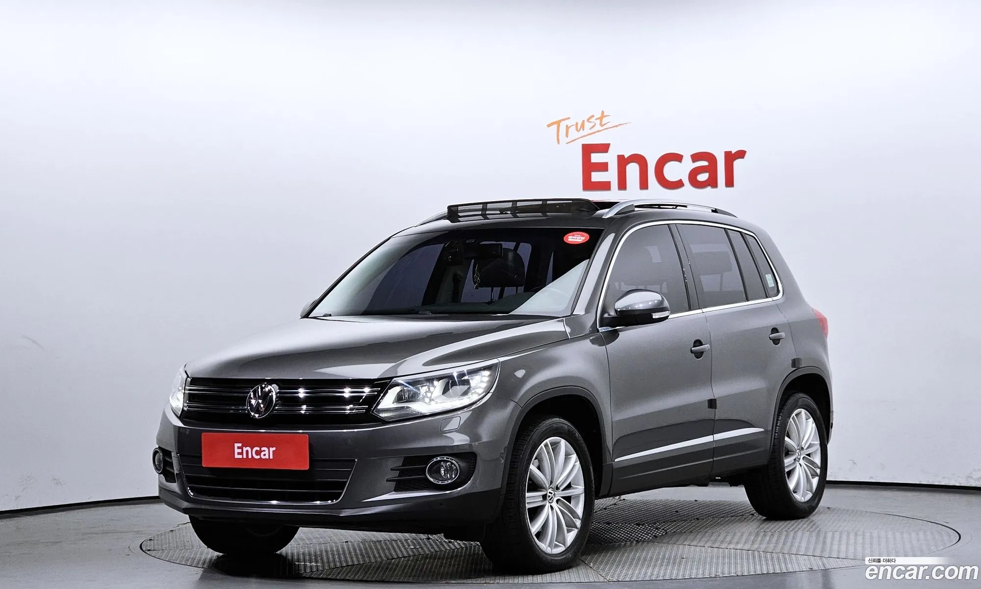 Volkswagen New Tiguan 20 Tdi Premium 5N - фотография 12433371