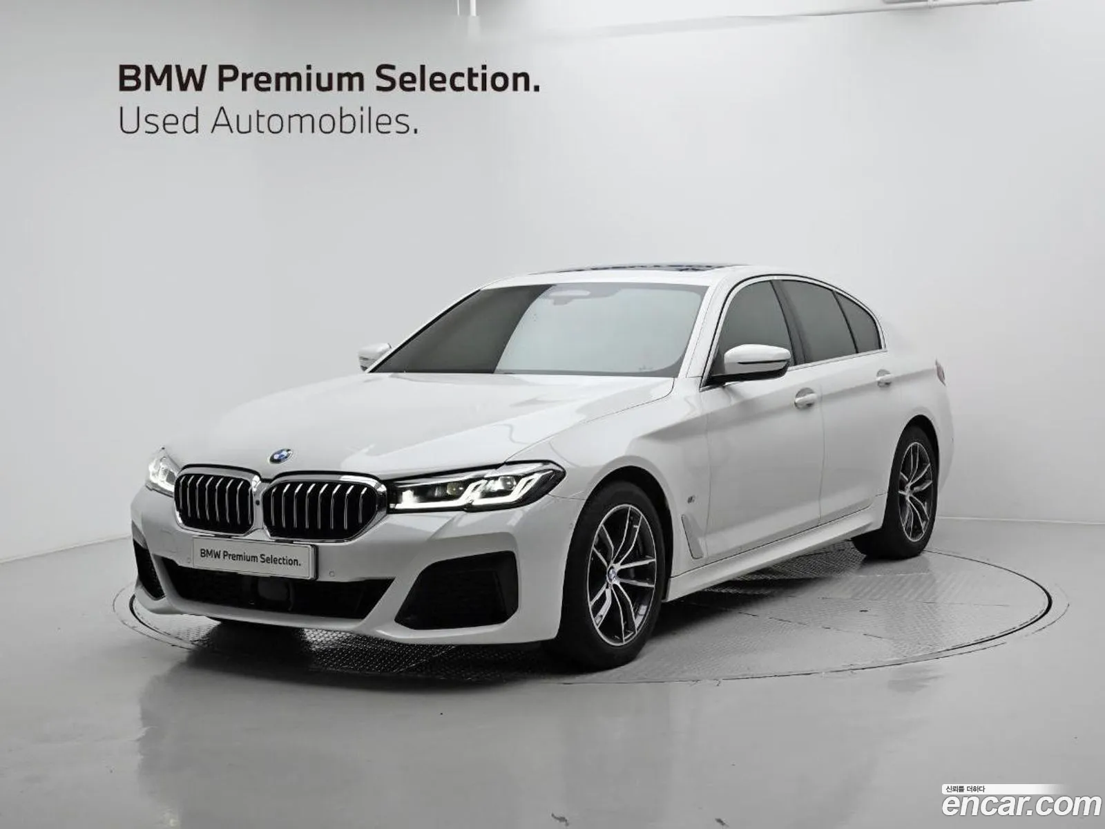 BMW 5 Series G30 523D ​​M Sports - фотография 1202984