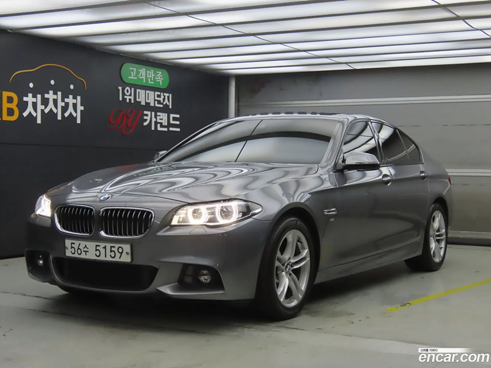 BMW 5 Series F10 530D xDrive M Sports - фотография 940561