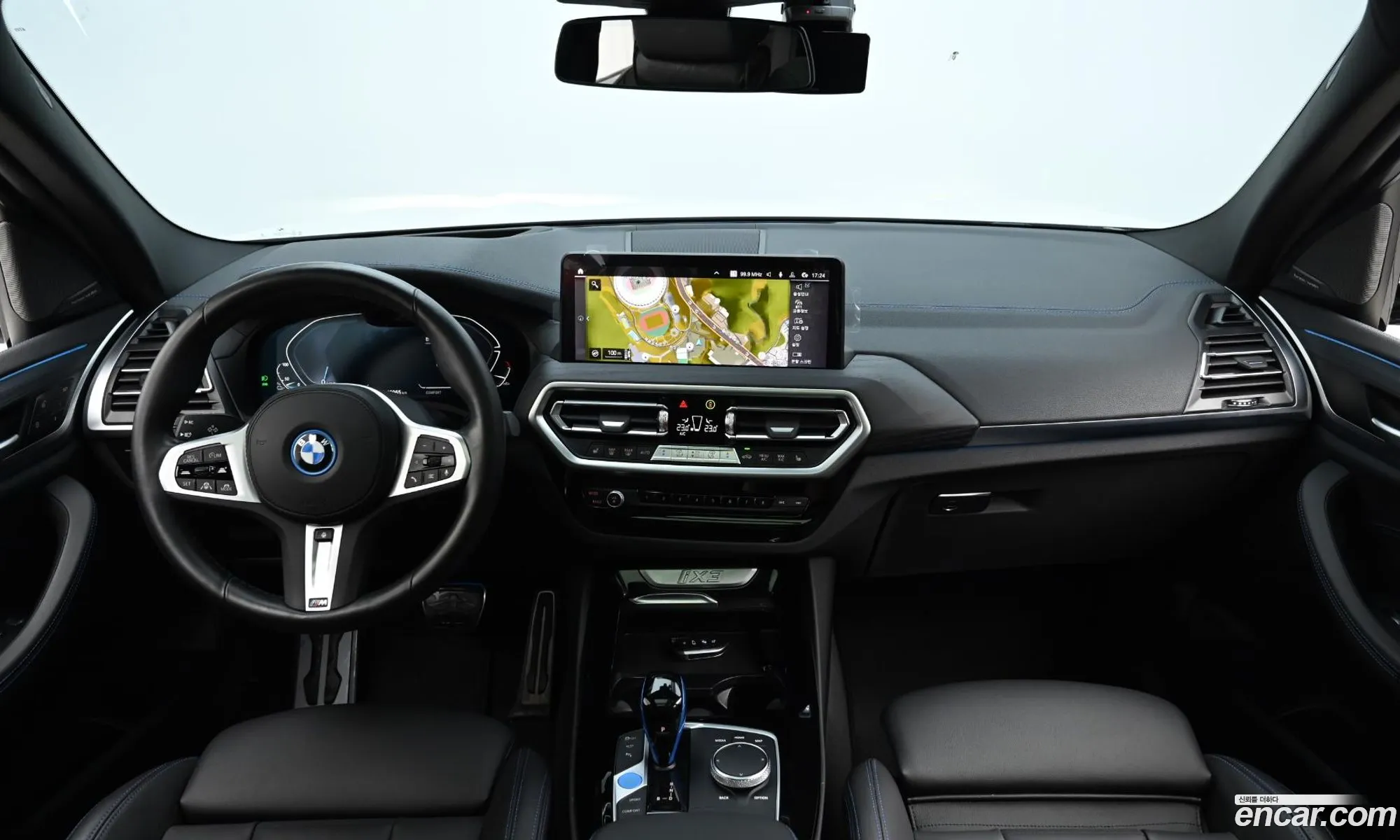 BMW Ix3 M Sport - фотография 951453