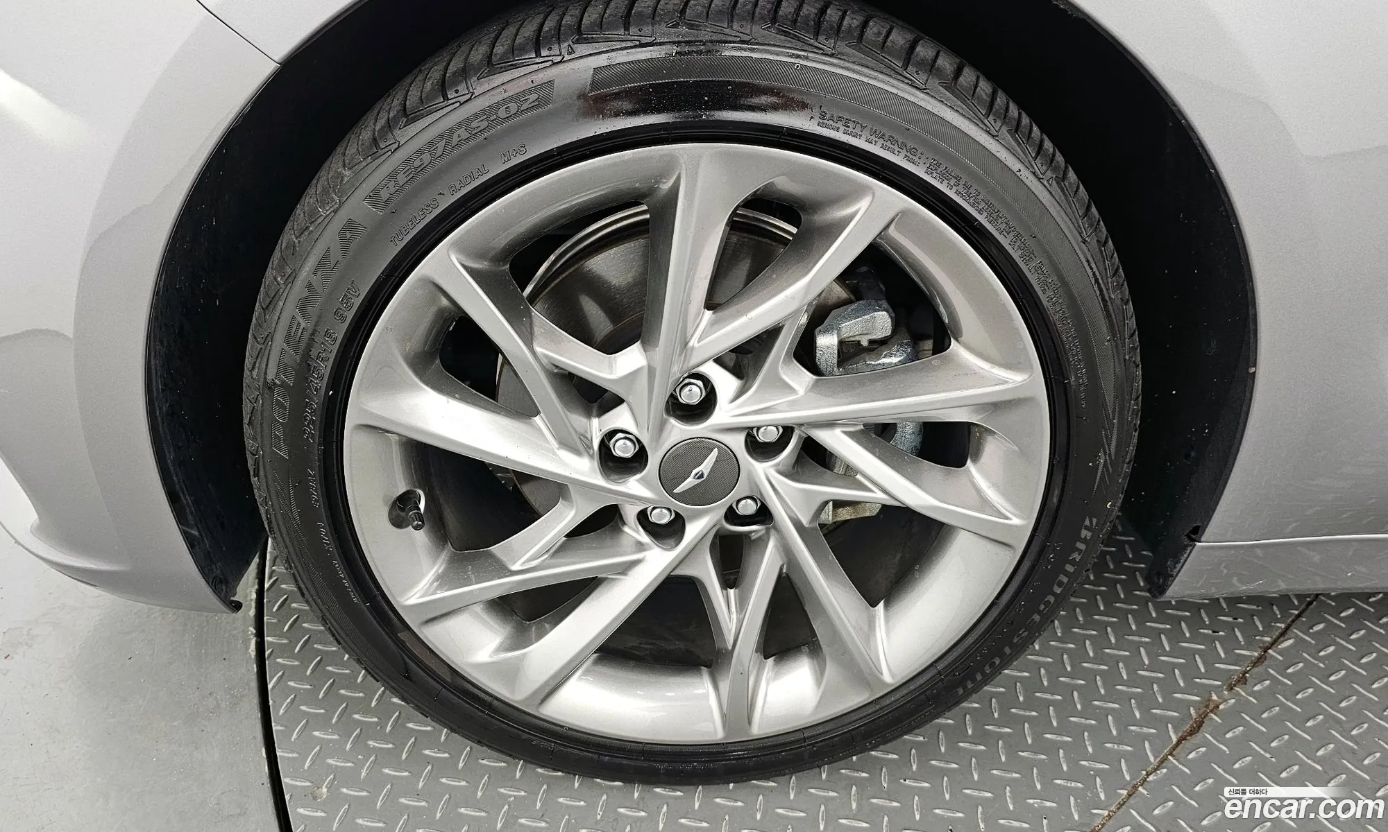 Genesis The New G70 Gasoline 20T 2Wd - фотография 12619176