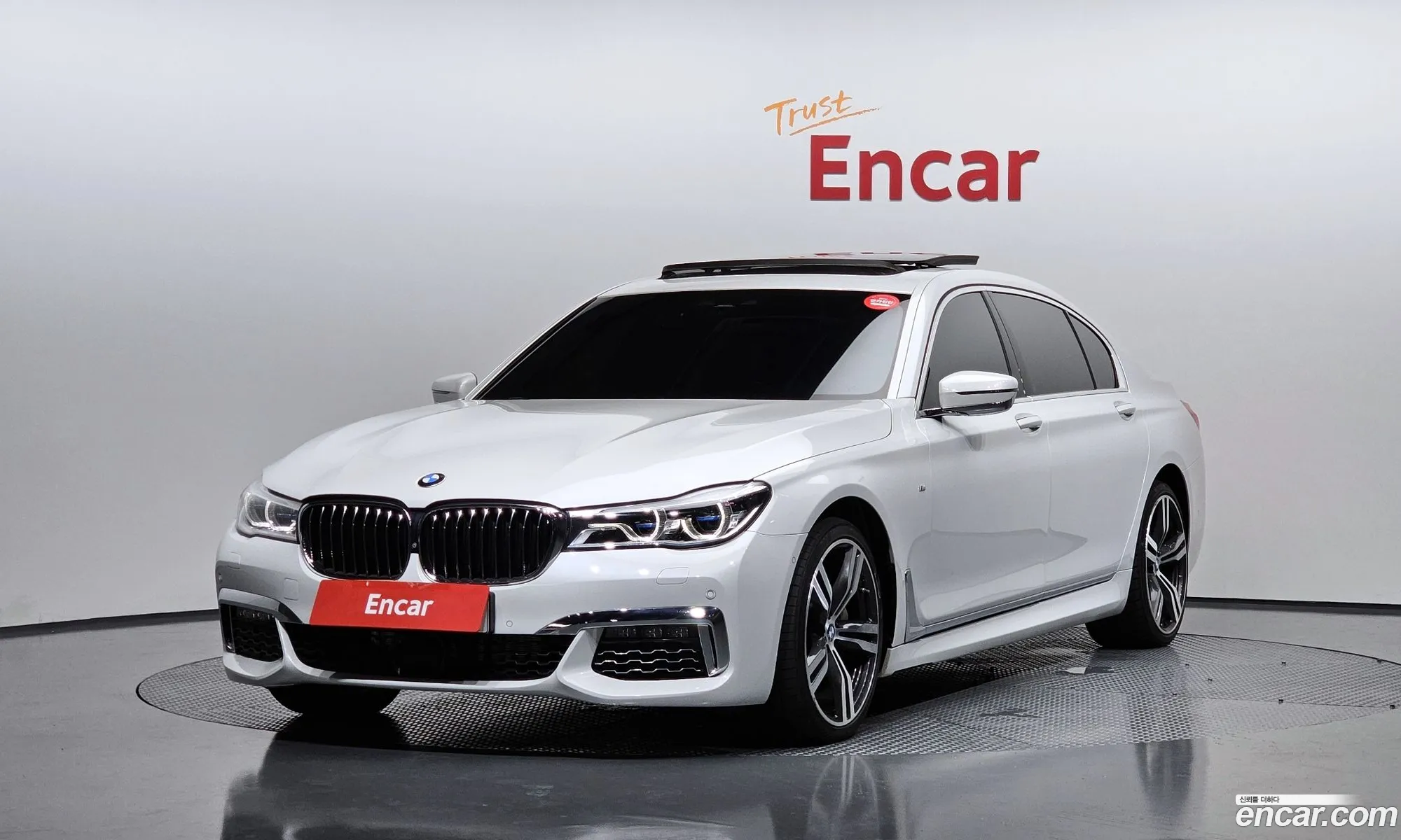 BMW 7 Series G11 740Li xDrive M Sports - фотография 951437