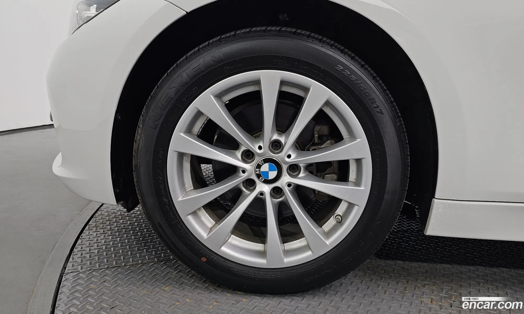 BMW 3 Series F30 320D - фотография 1044890