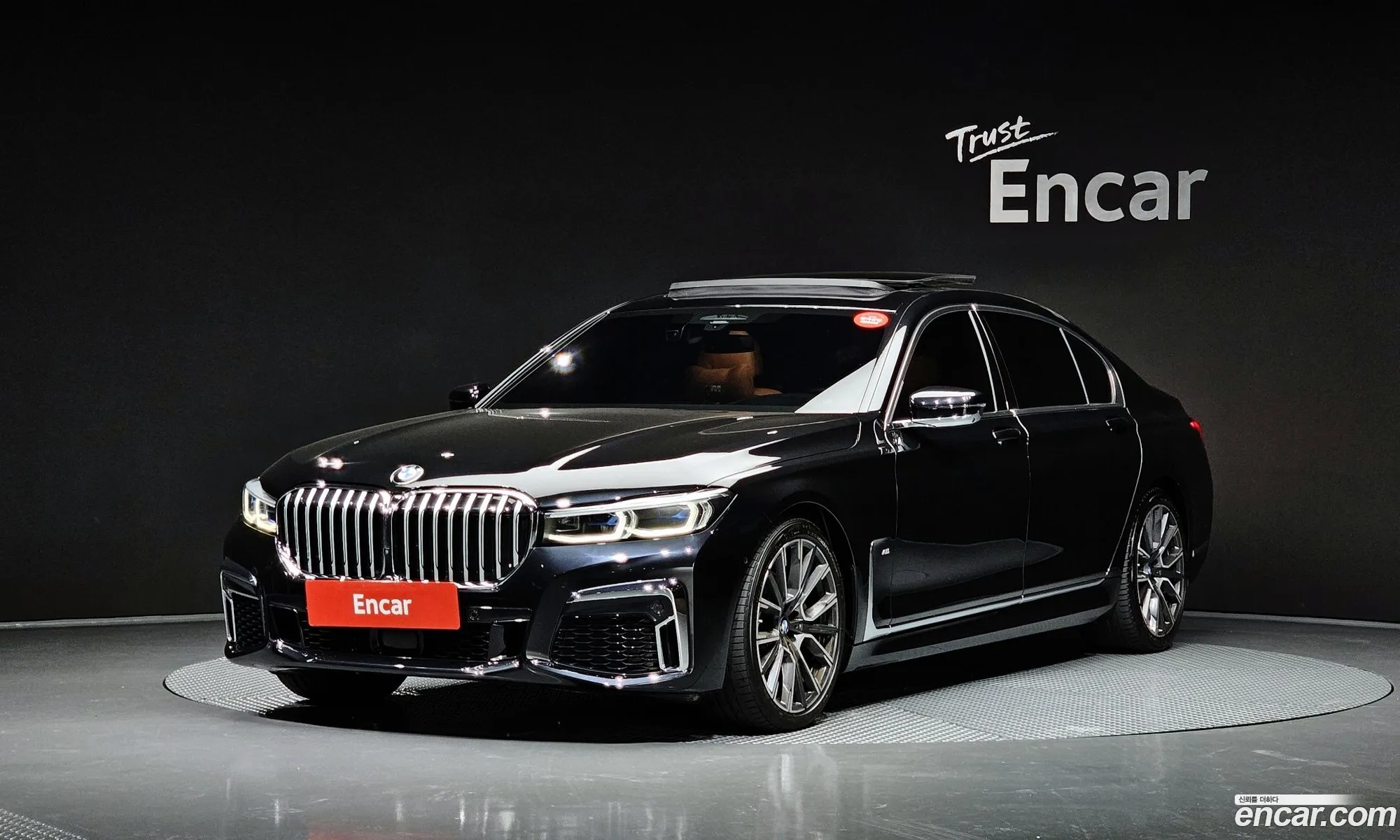 BMW 7 Series G11 740Li xDrive M Sports - фотография 1082522