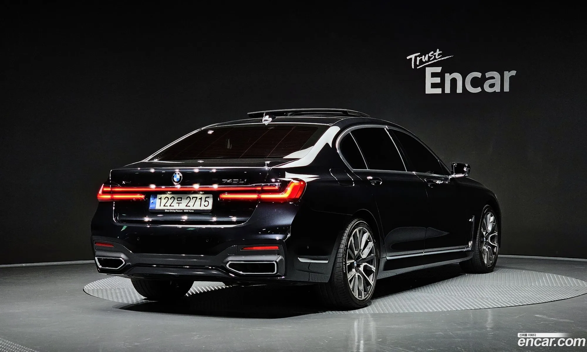 BMW 7 Series G11 740Li xDrive M Sports - фотография 1082523