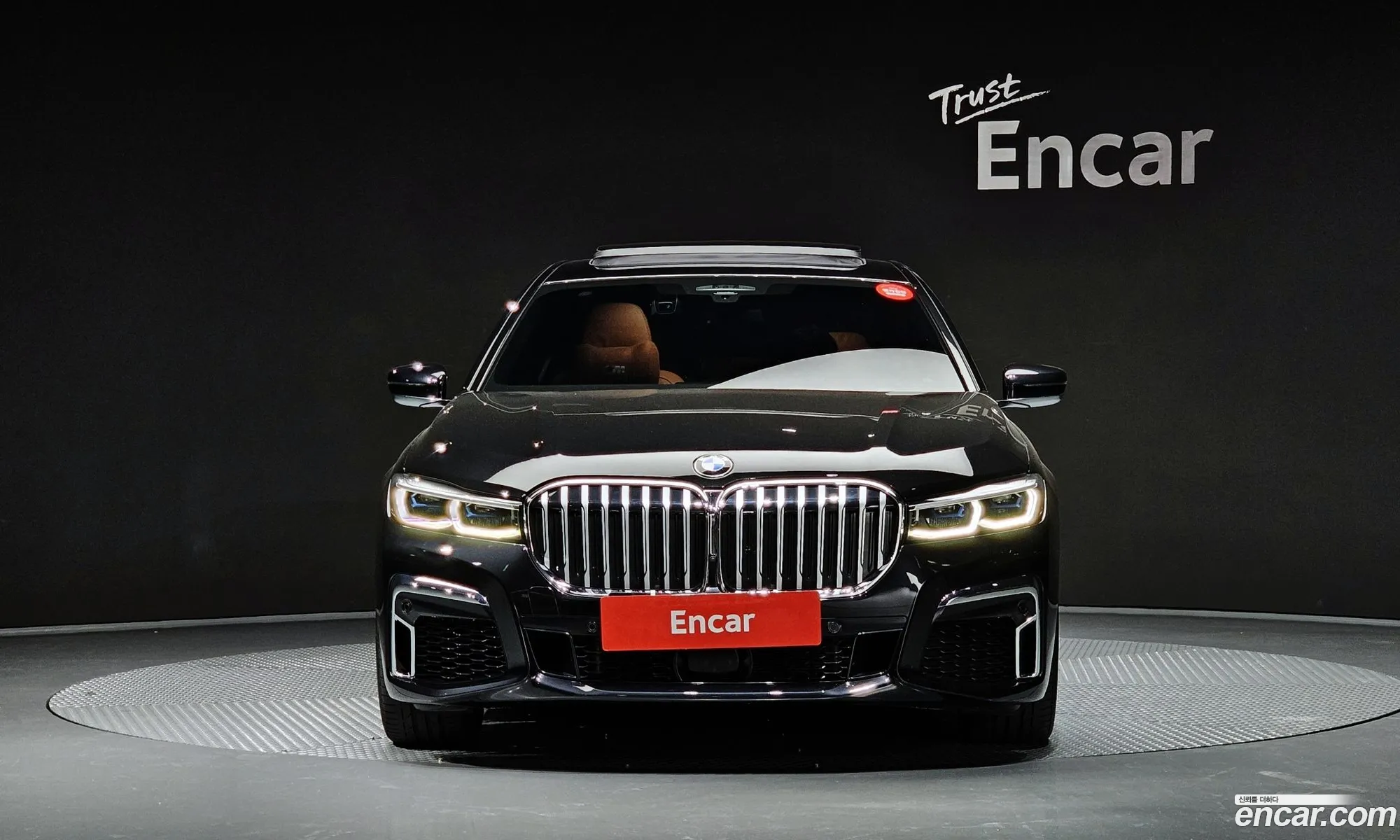 BMW 7 Series G11 740Li xDrive M Sports - фотография 1082524