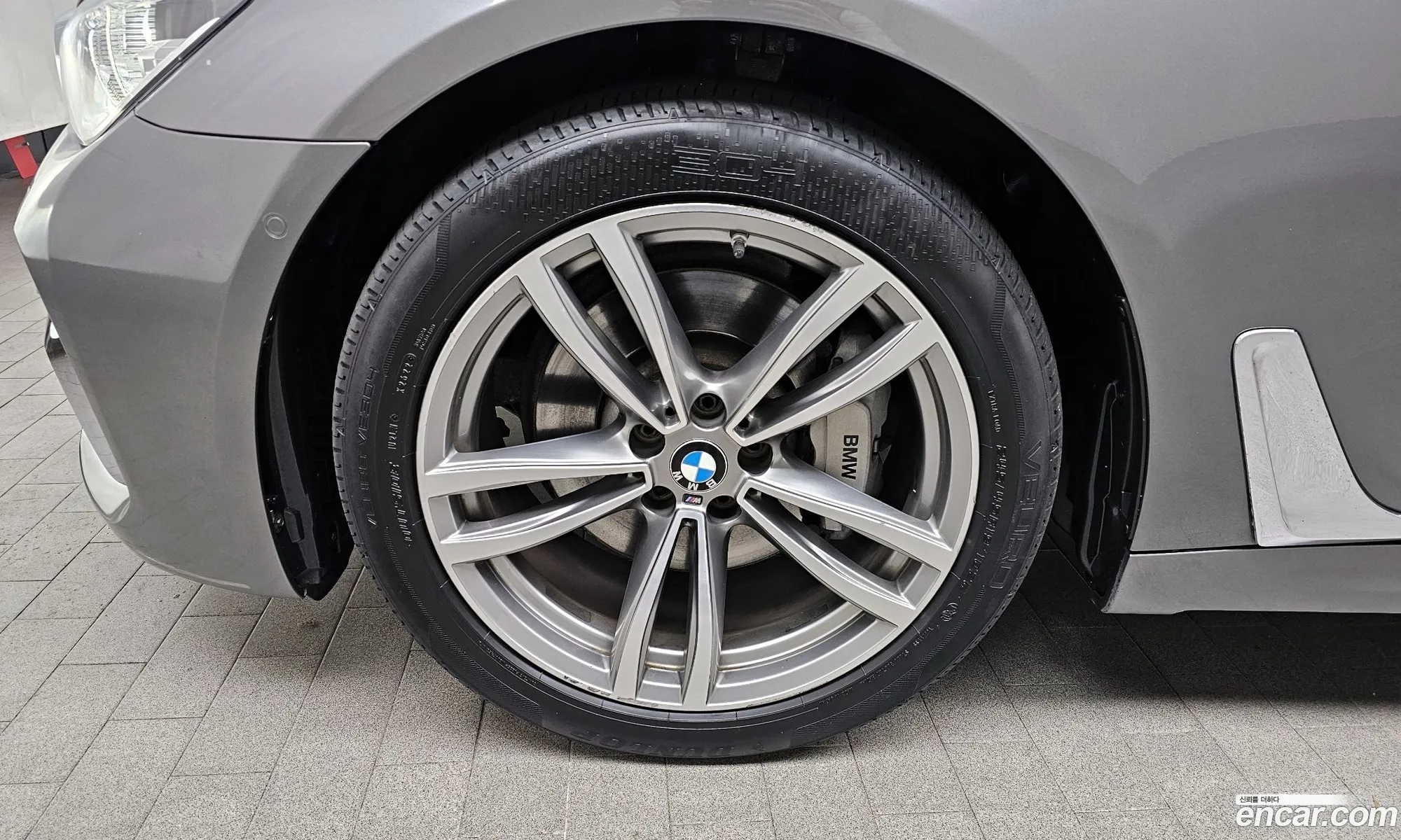 BMW 7 Series G11 730D xDrive M Sports - фотография 1002097