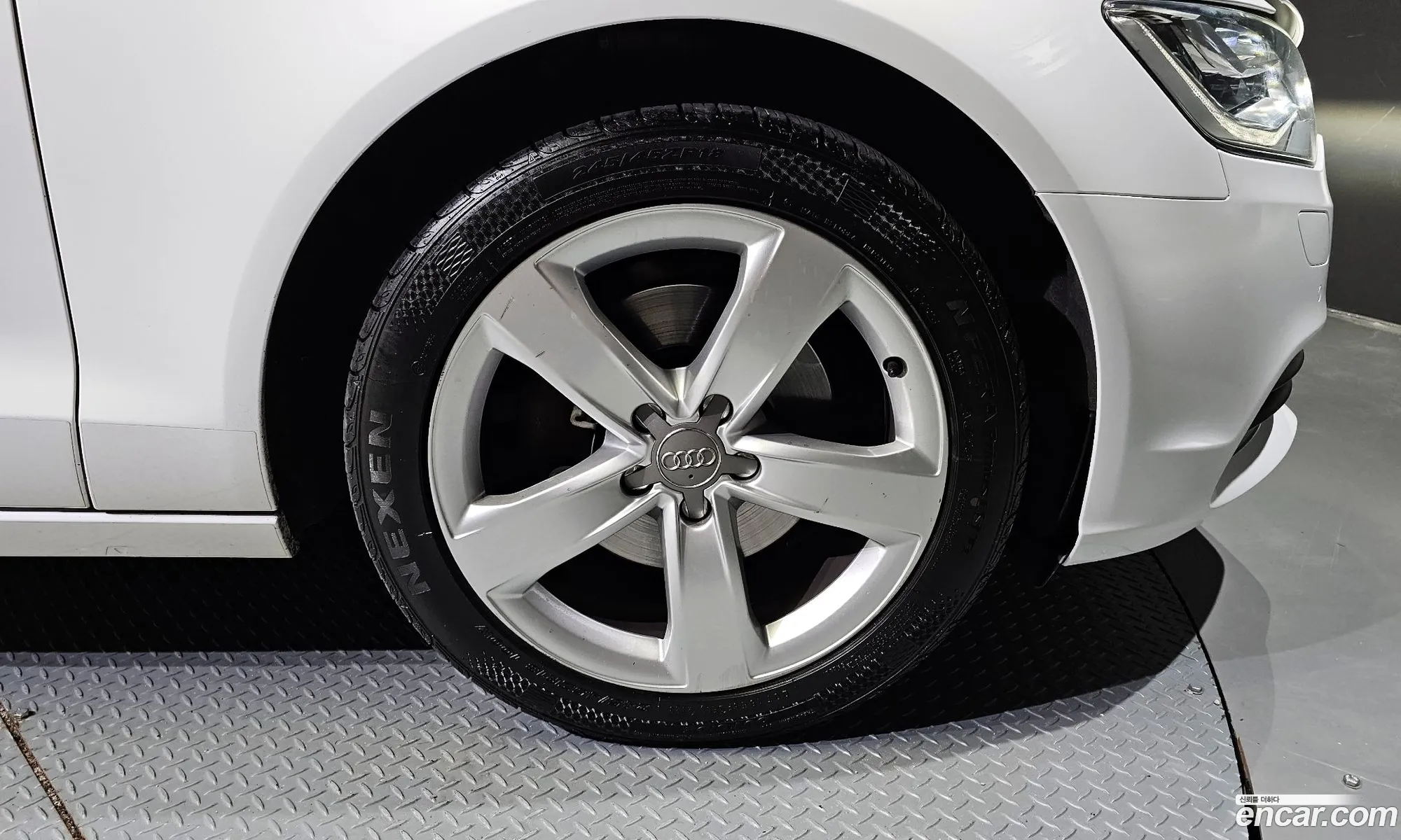 Audi New A6 35 Tdi Dynamic C7 - фотография 13597591