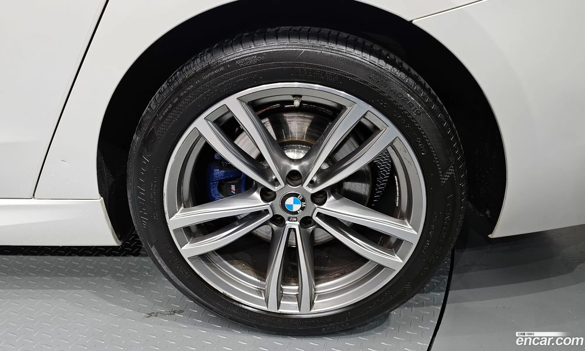 BMW 6 Series Gt G32 630D xDrive M Sports - фотография 12421902