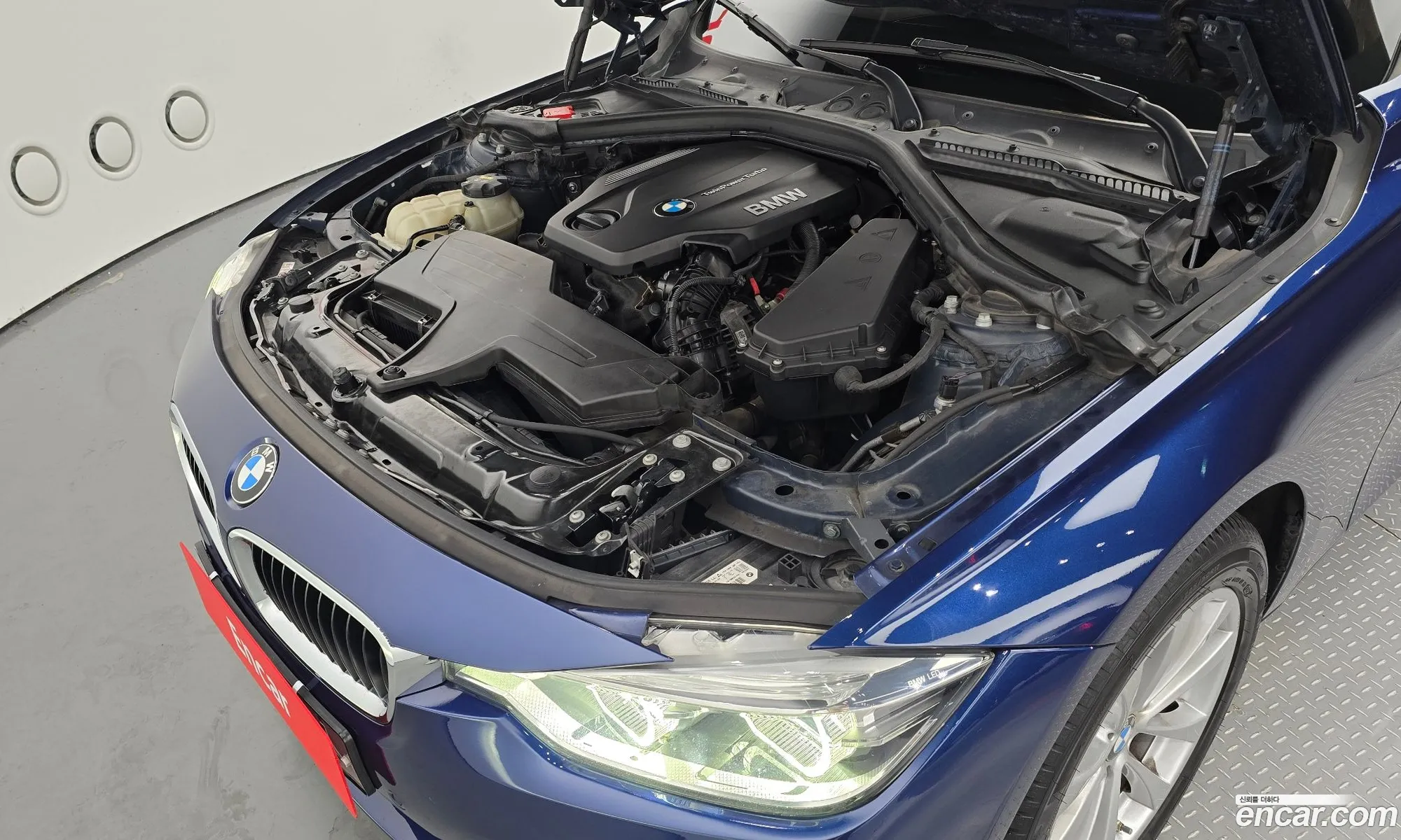 BMW 3 Series F30 320D - фотография 940592
