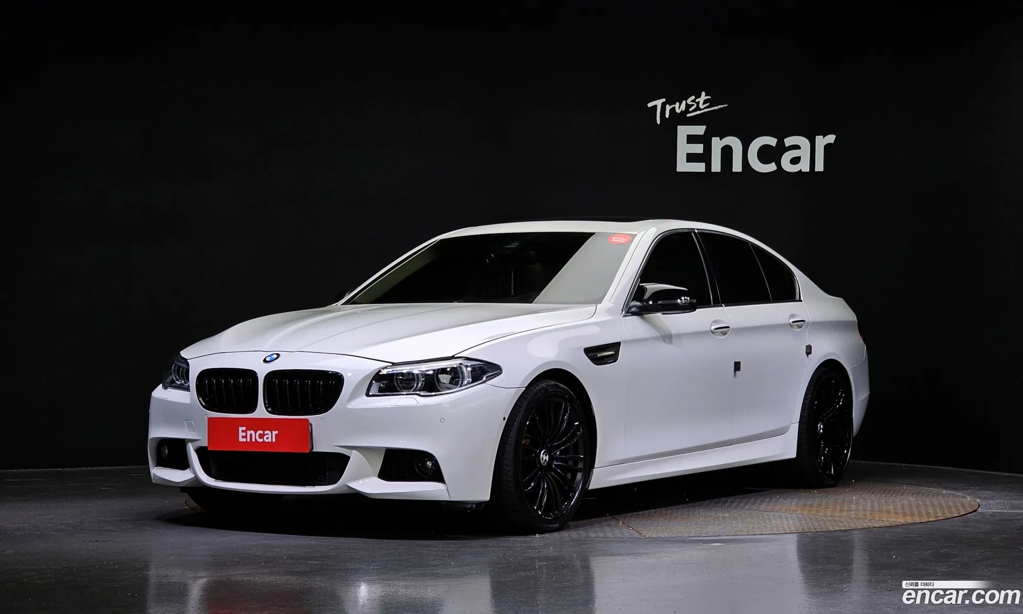 BMW 5 Series F10 528I - фотография 12421850