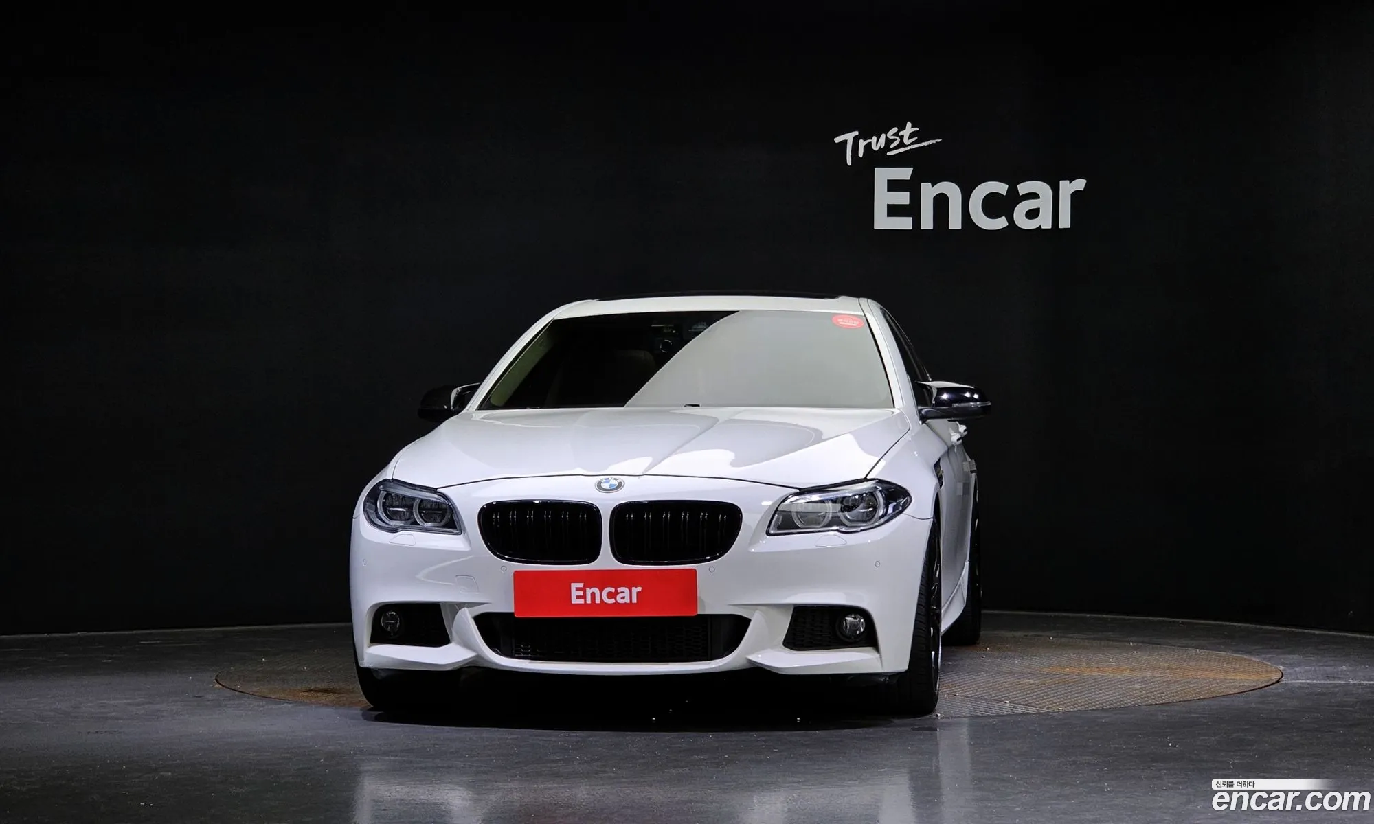 BMW 5 Series F10 528I - фотография 12421852