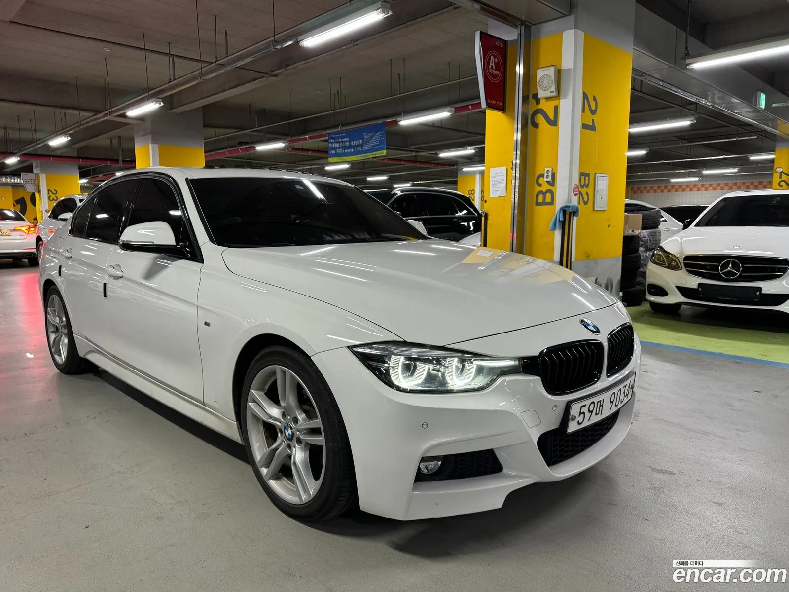 BMW 3 Series F30 330I M Sports Shadow - фотография 13755109