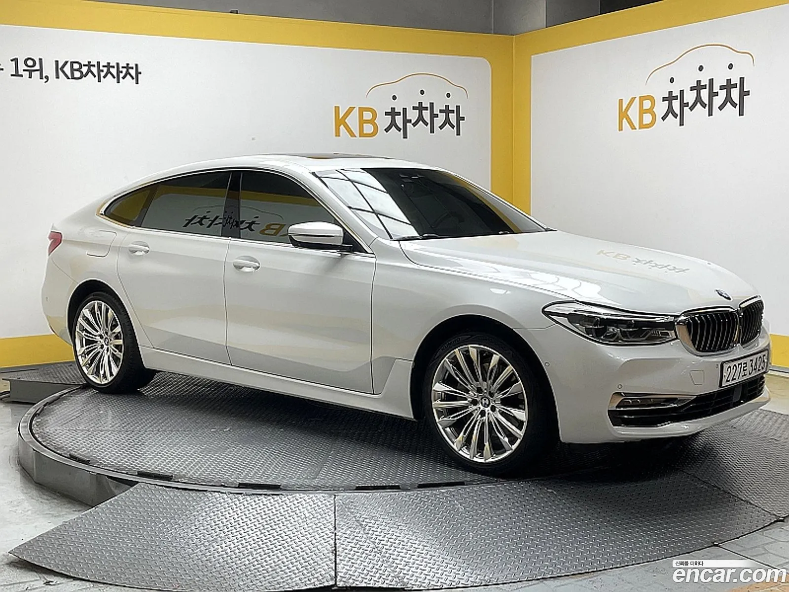BMW 6 Series Gt G32 640I xDrive Luxury - фотография 940091