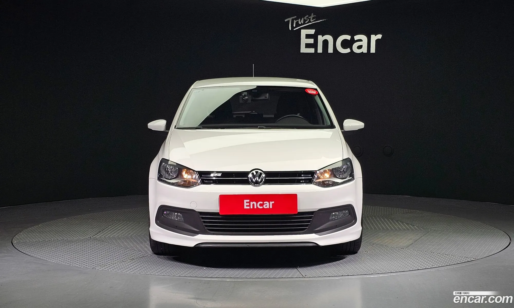 Volkswagen Polo 16 Tdi R-Line 5Th Generation - фотография 12408029