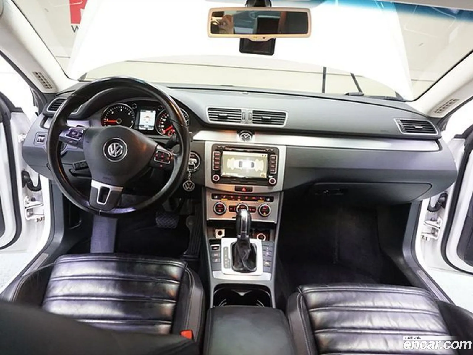 Volkswagen New Cc 20 Tdi Bluemotion - фотография 12521912