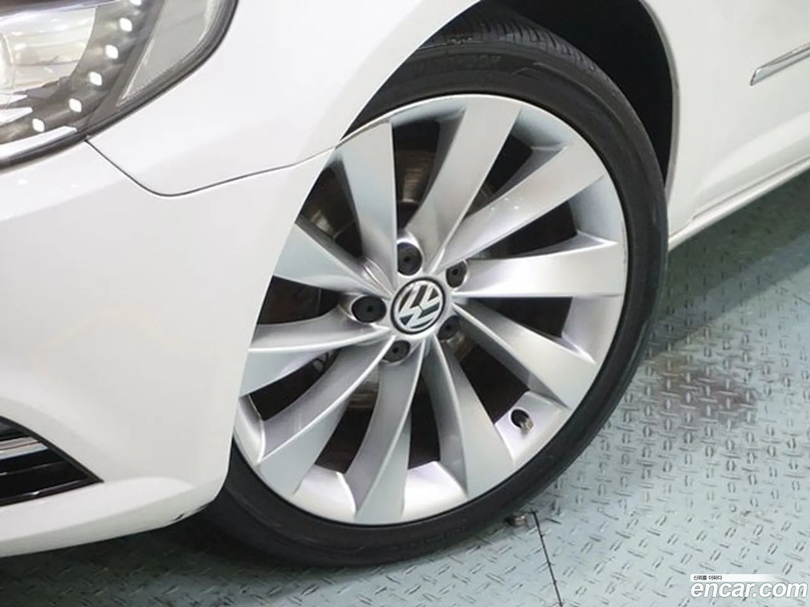 Volkswagen New Cc 20 Tdi Bluemotion - фотография 12521913