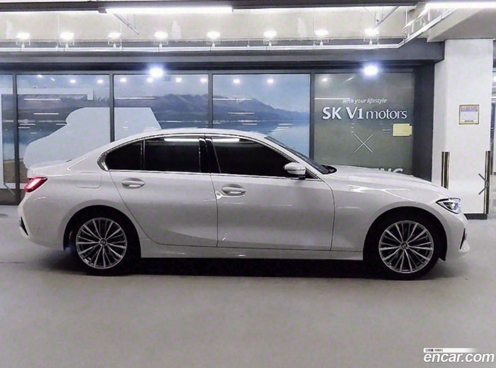 BMW 3 Series G20 320I Luxury - фотография 12264387