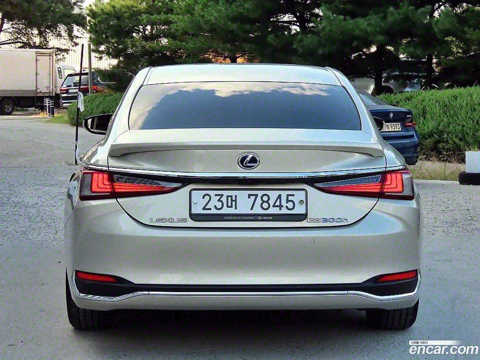 Lexus Es300H 7Th Generation Luxury Plus - фотография 6585656