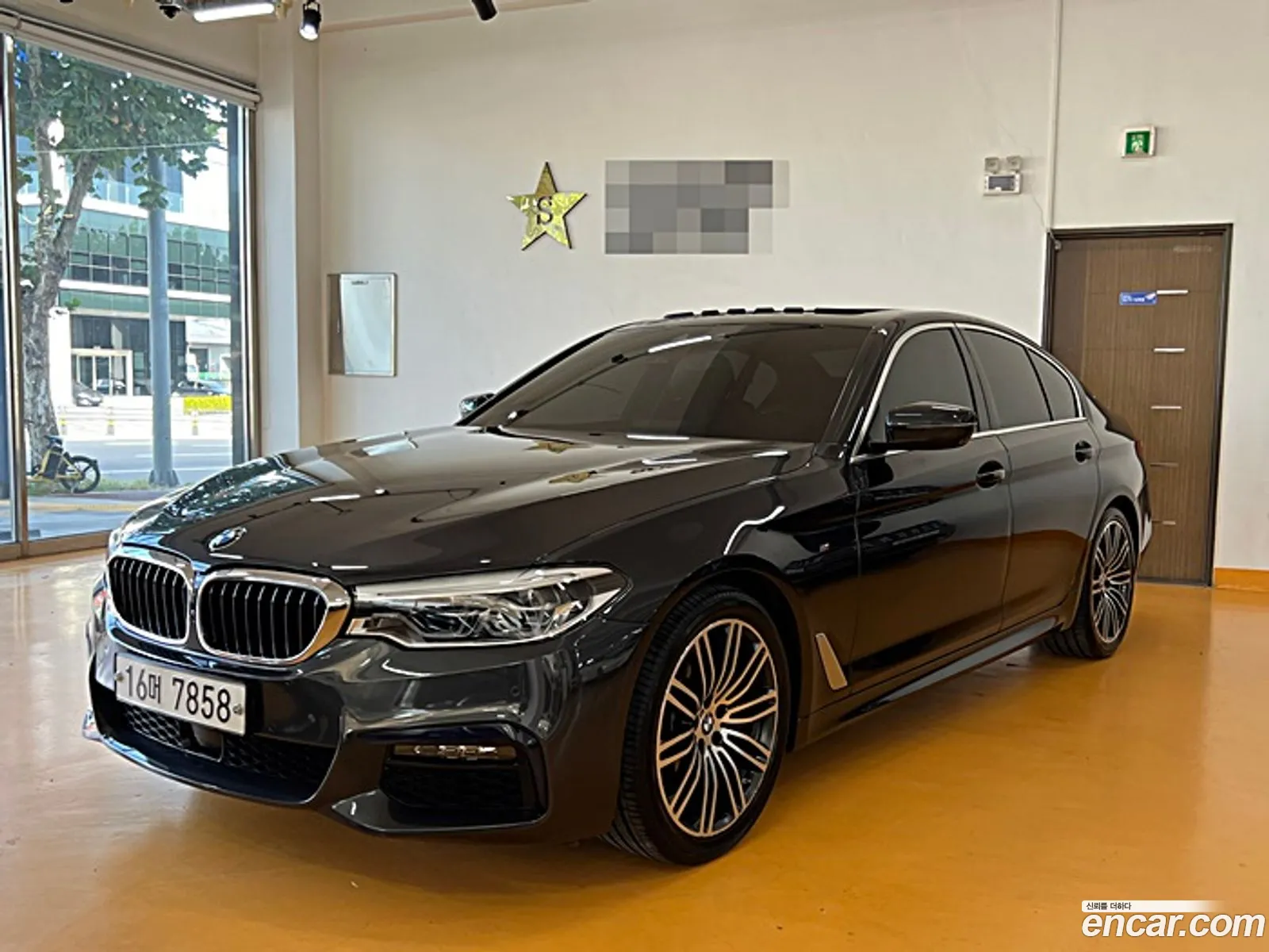 BMW 5 Series G30 530I xDrive M Sport Plus - фотография 1082474