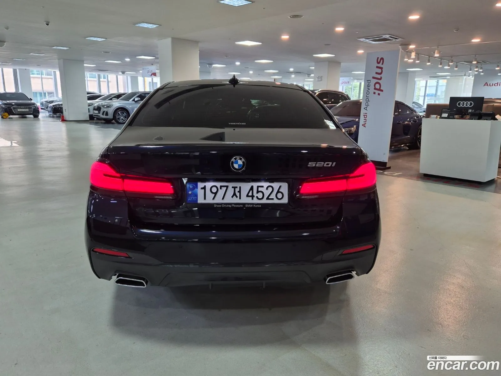 BMW 5 Series G30 520I M Sports - фотография 12405691