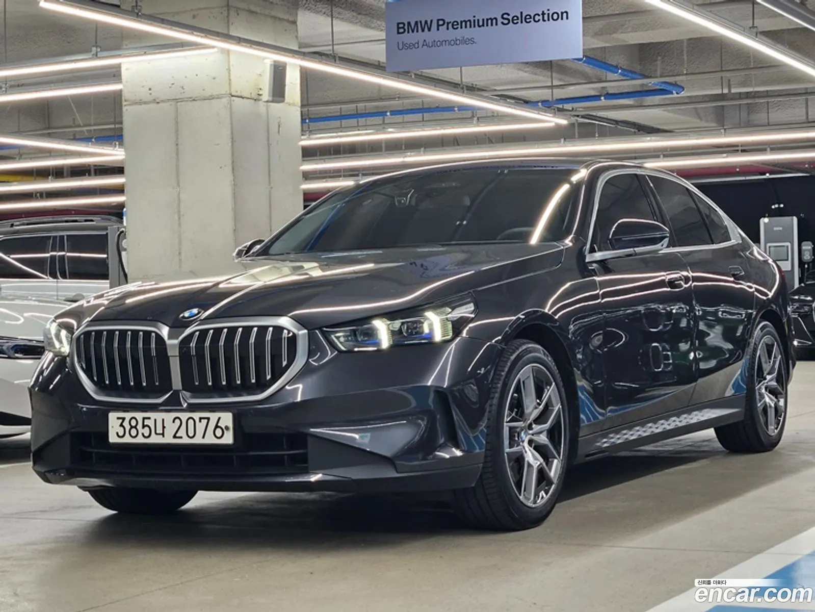 BMW 5 Series G60 523D - фотография 12406222