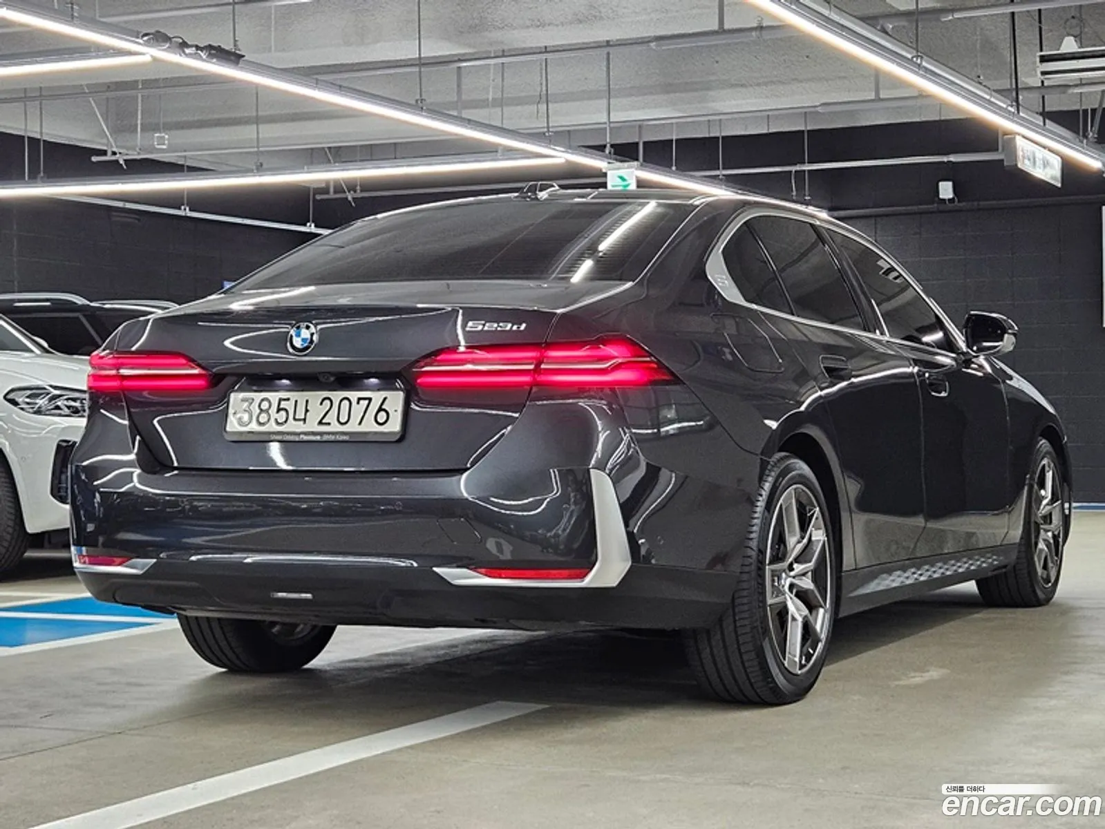 BMW 5 Series G60 523D - фотография 12406223