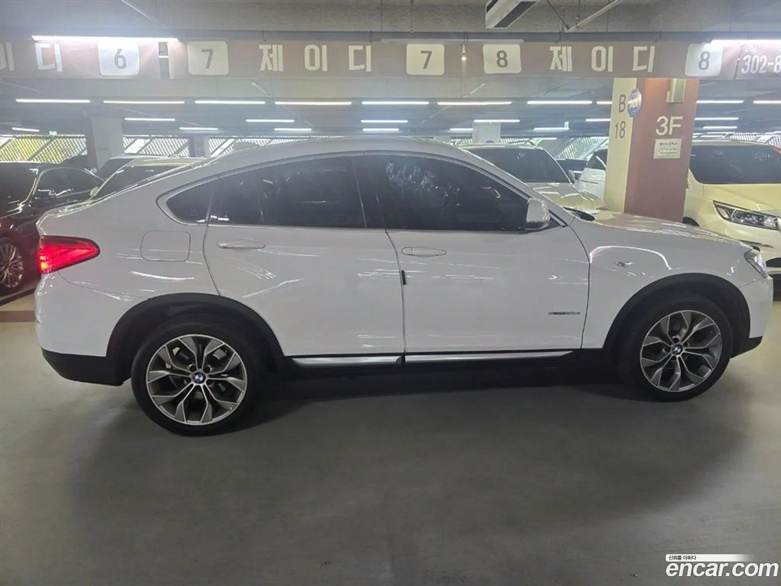 BMW X4 F26 xDrive20D - фотография 97690
