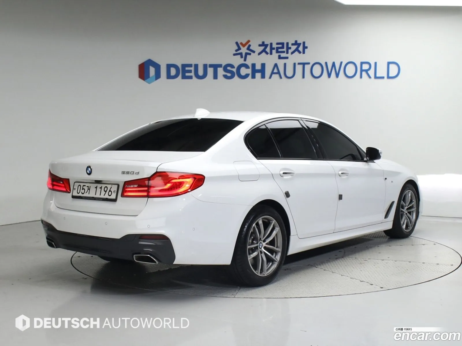 BMW 5 Series G30 520D M Sports - фотография 97714