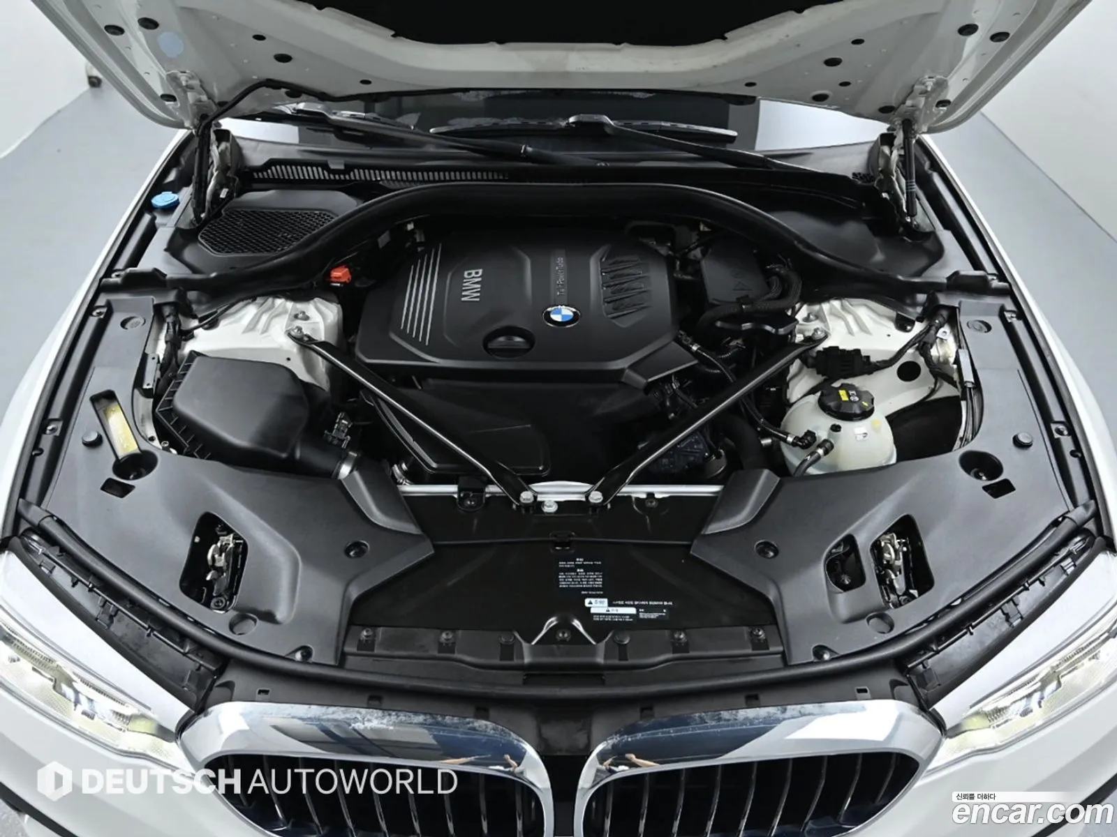 BMW 5 Series G30 520D M Sports - фотография 97717