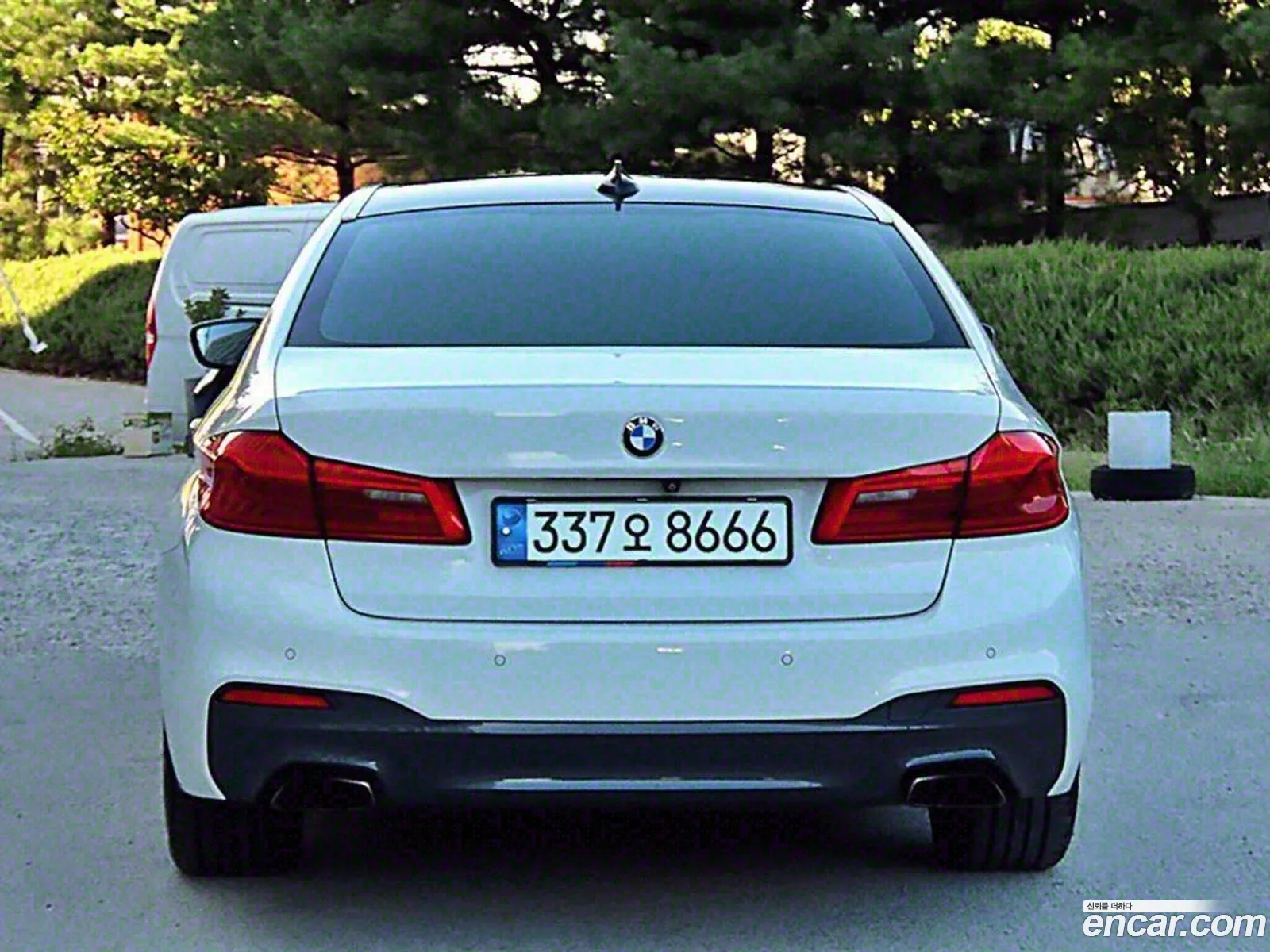 BMW 5 Series G30 520D xDrive M Sport Plus - фотография 97703