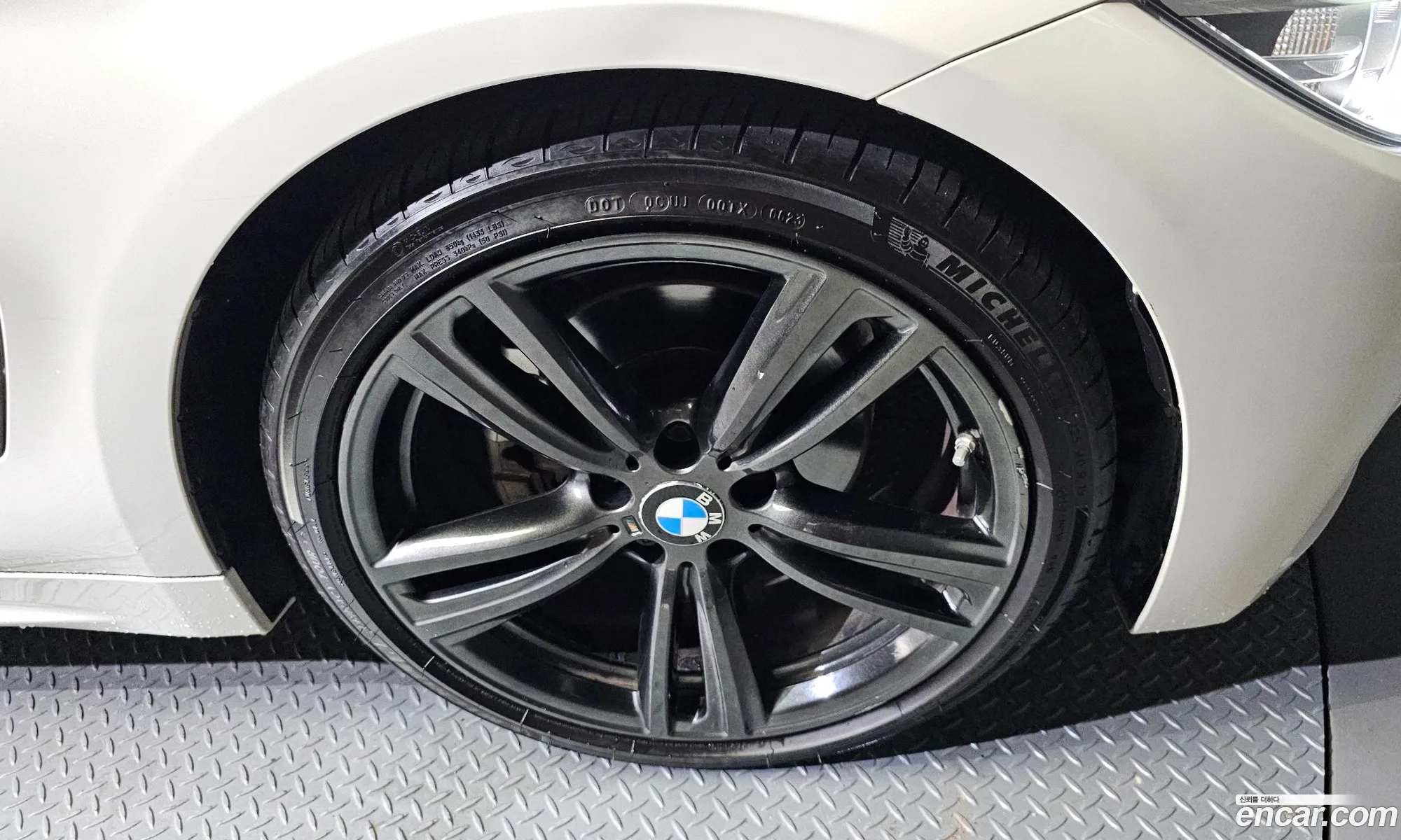 BMW 4 Series F32 420D M Sports Coupe - фотография 13503853