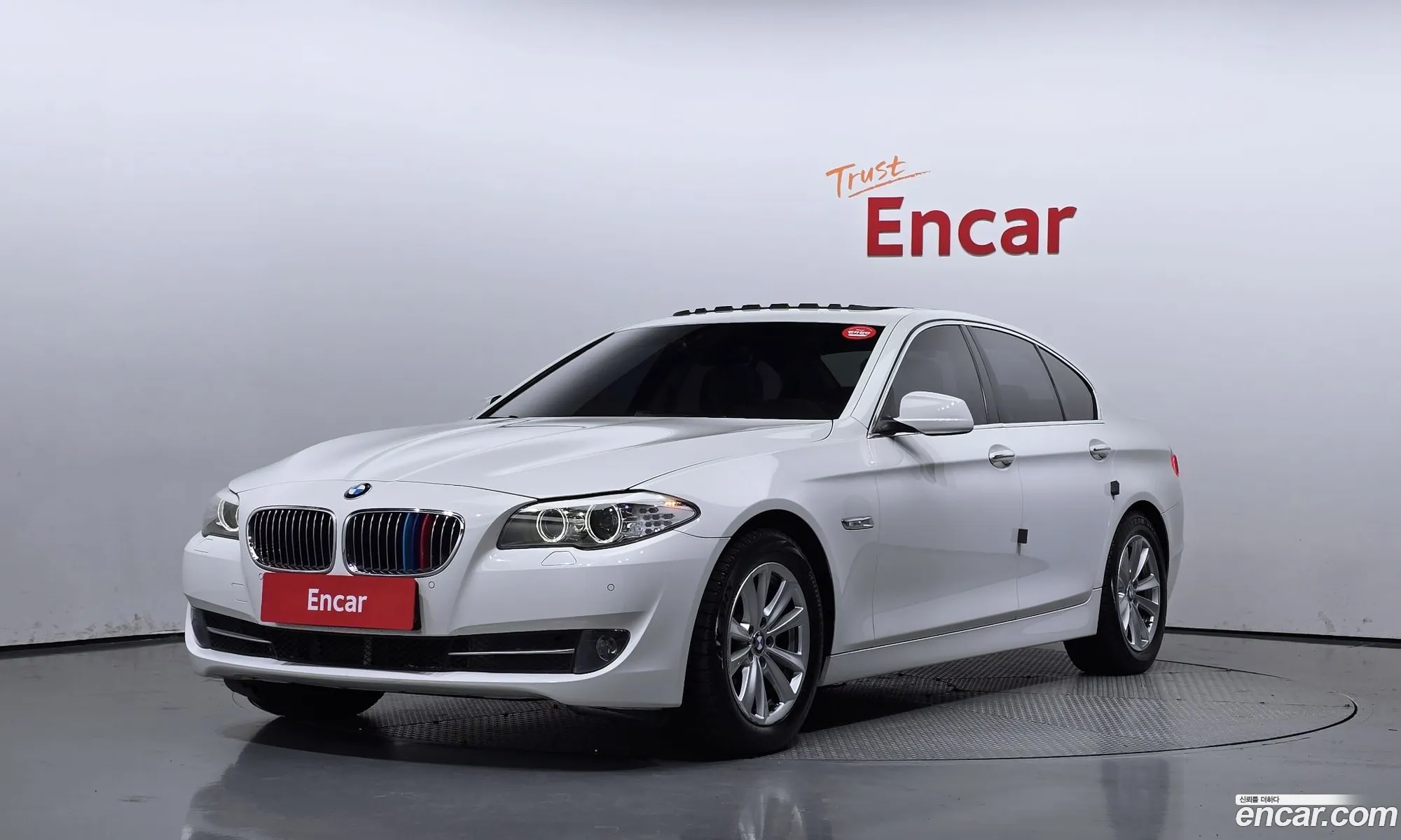 BMW 5 Series F10 520D - фотография 1202972