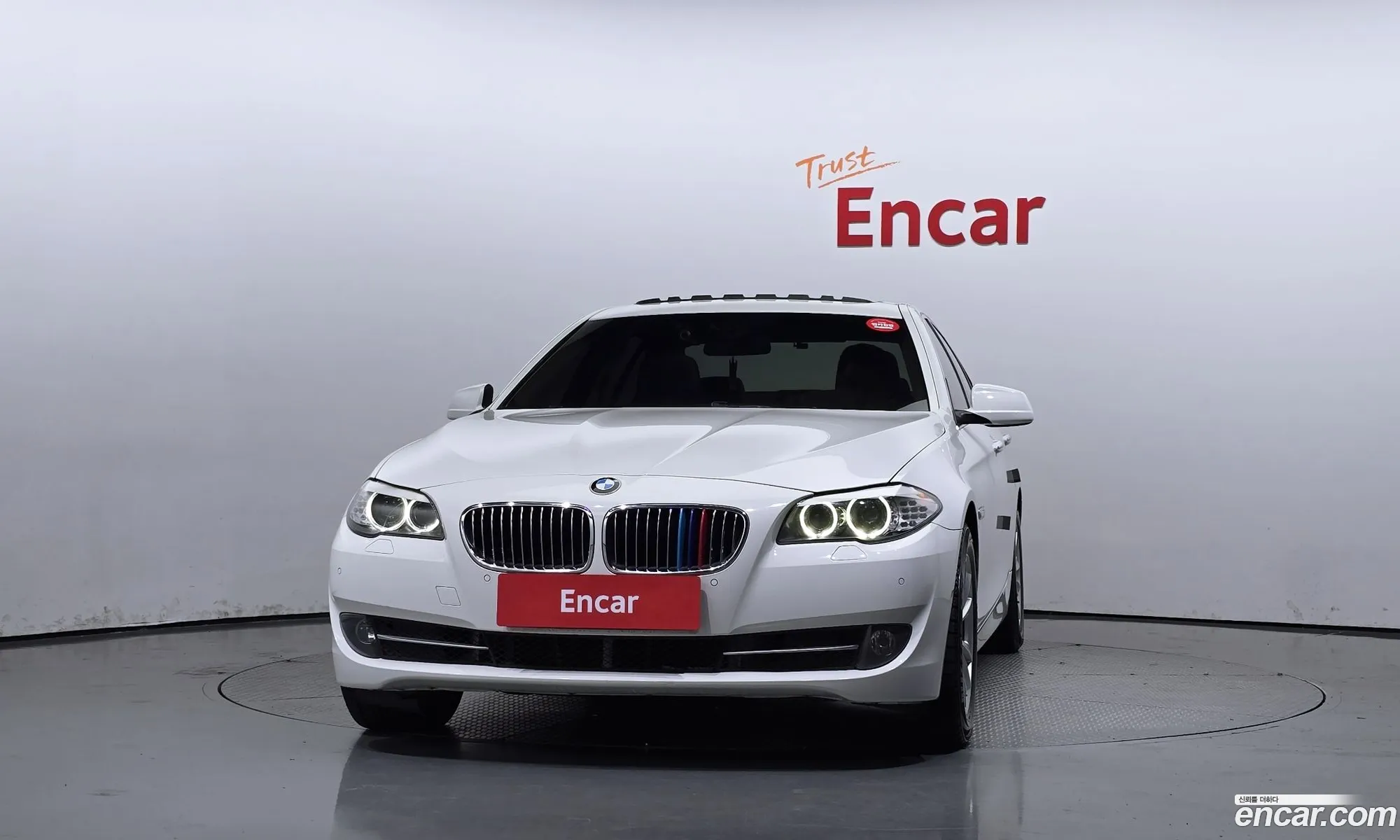 BMW 5 Series F10 520D - фотография 1202974