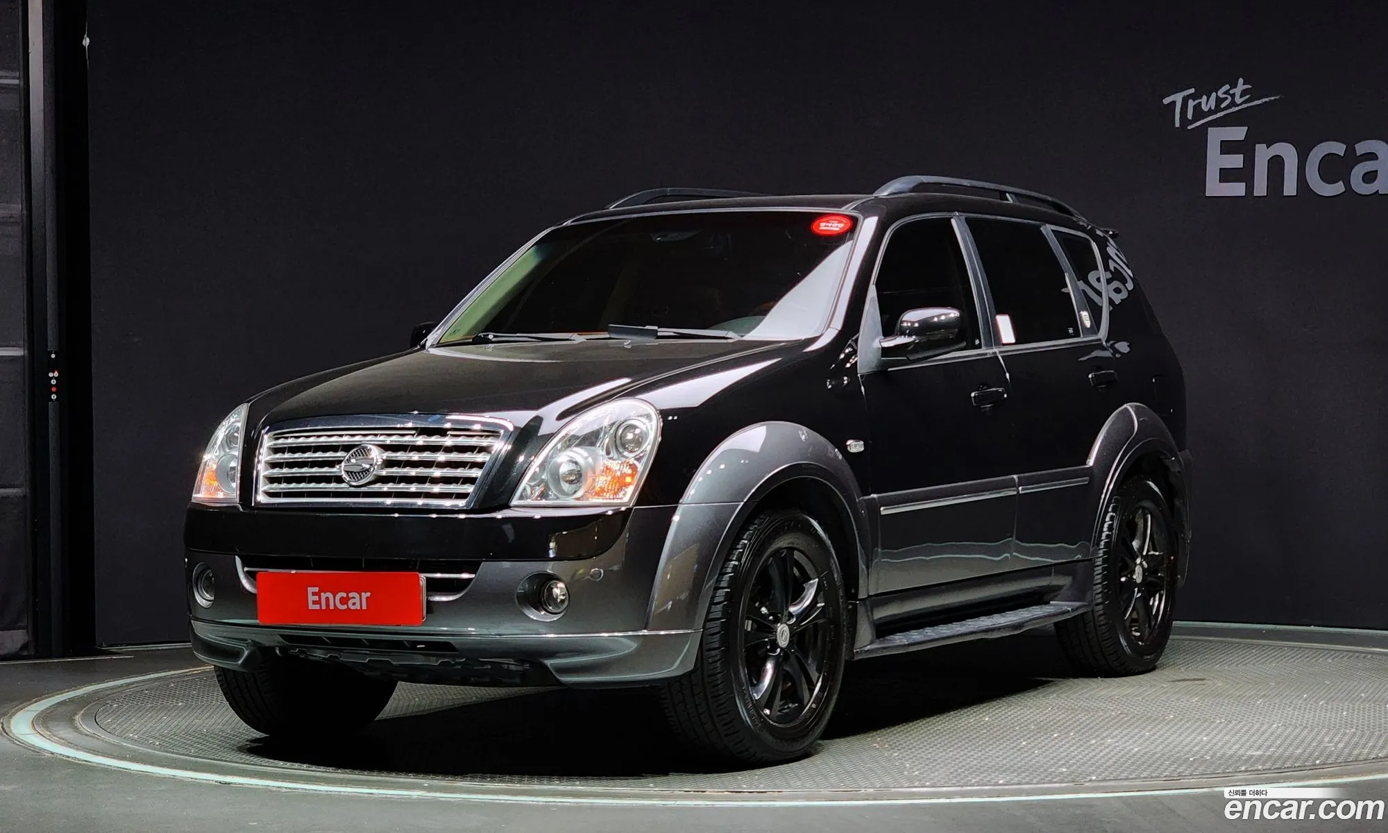 Kg Mobility Ssangyong Super Rexton 4Wd Rx6 Brown Edition - фотография 7068176