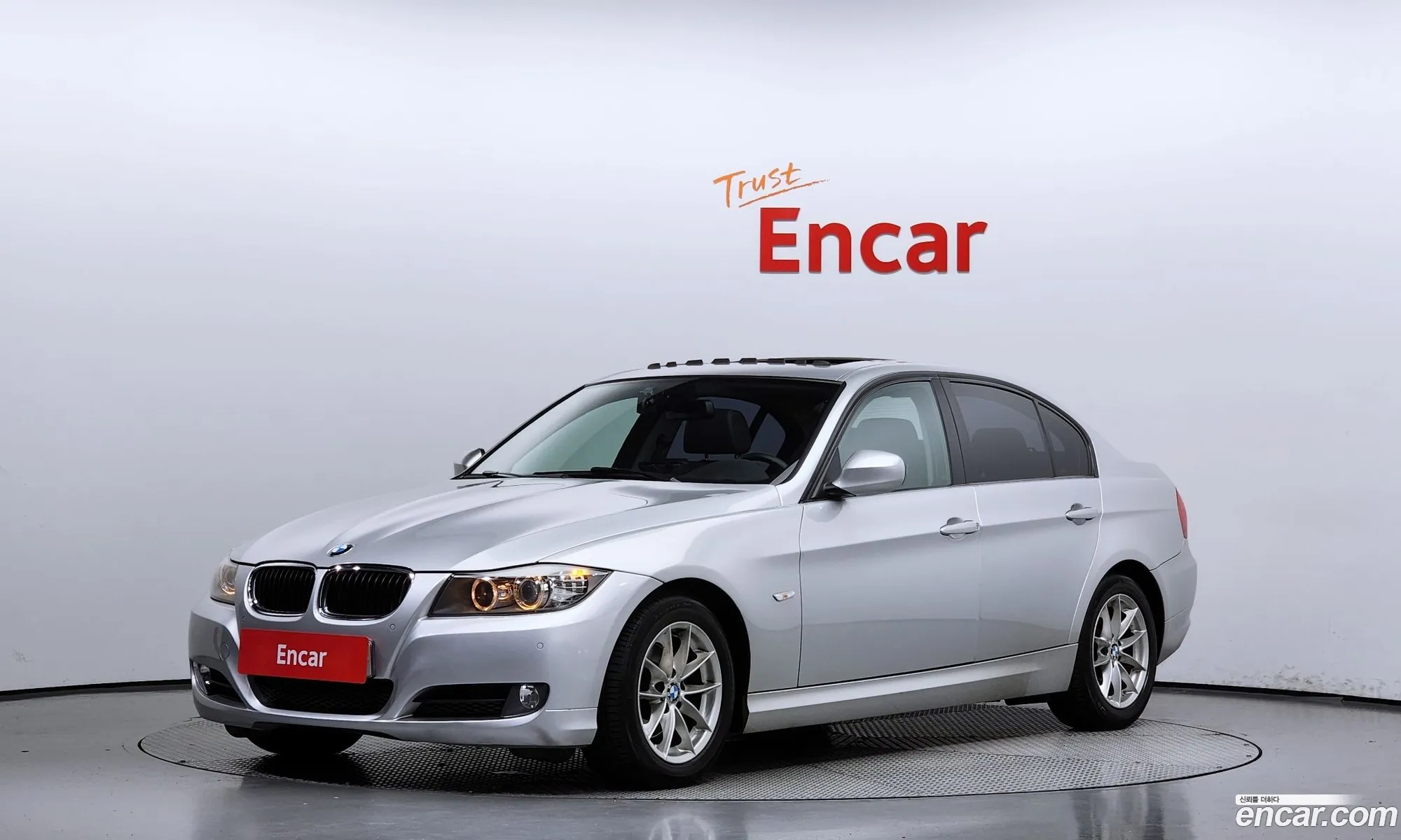 BMW 3 Series E90 320I Sedan - фотография 1220309