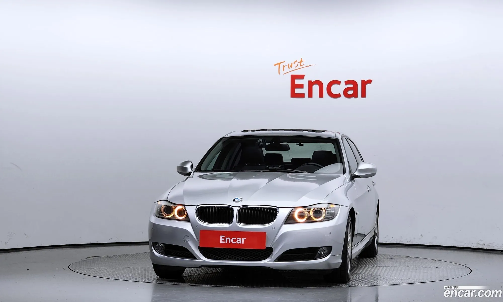 BMW 3 Series E90 320I Sedan - фотография 1220311