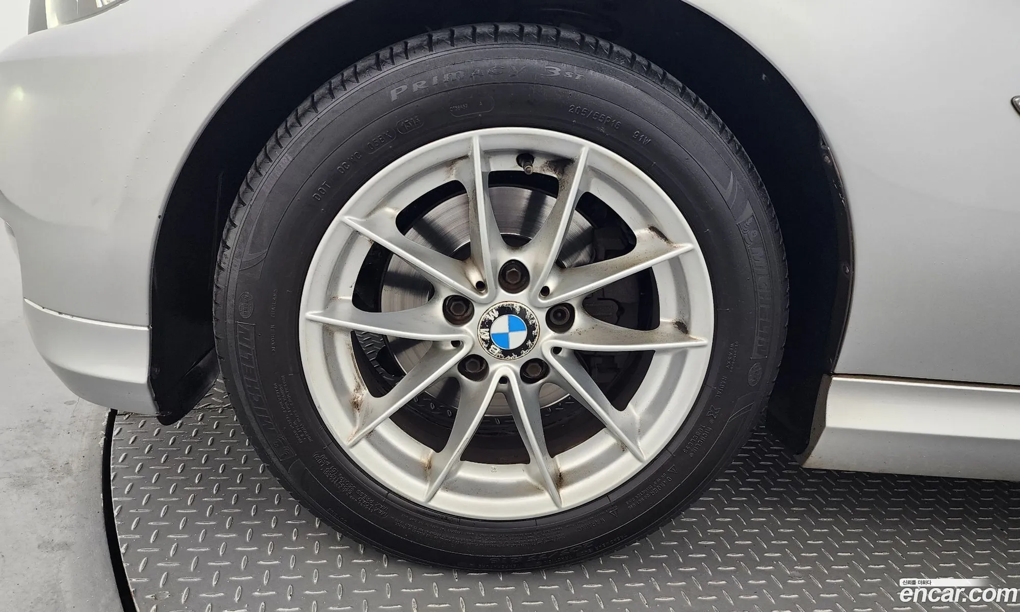 BMW 3 Series E90 320I Sedan - фотография 1220313
