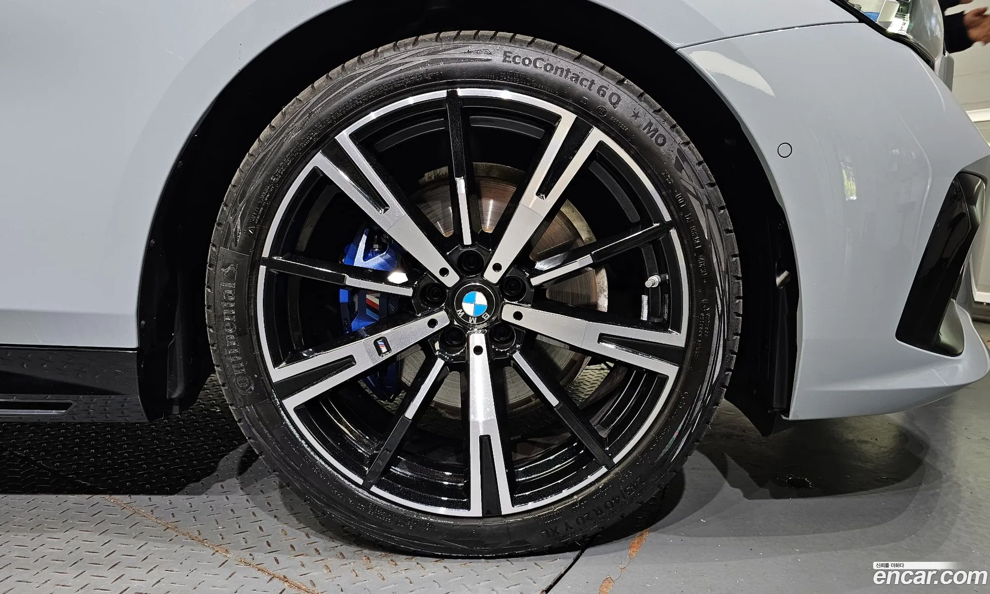 BMW 5 Series G60 530I xDrive M Sports - фотография 1220301