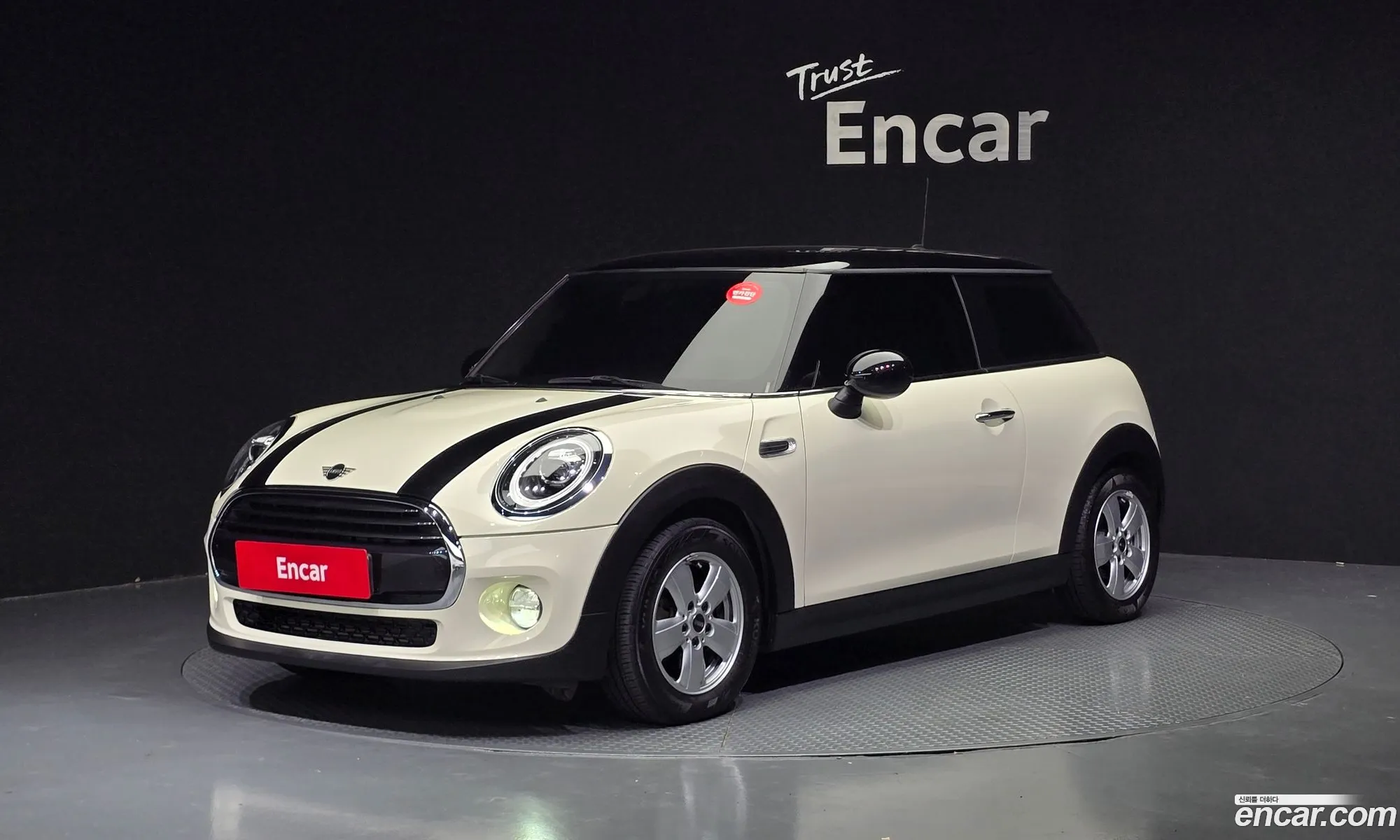 Mini Cooper Basic 3Rd Generation - фотография 1037319