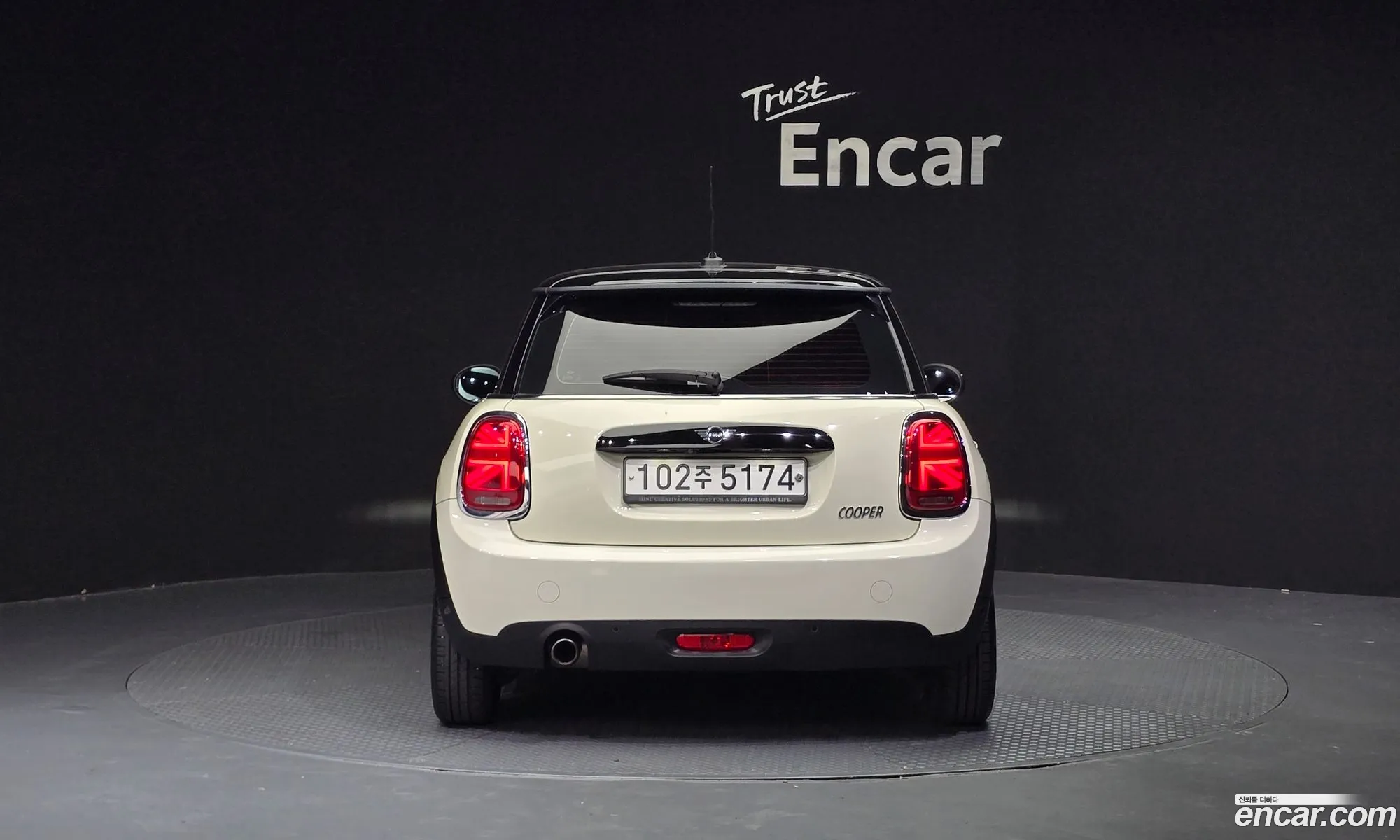 Mini Cooper Basic 3Rd Generation - фотография 1037322