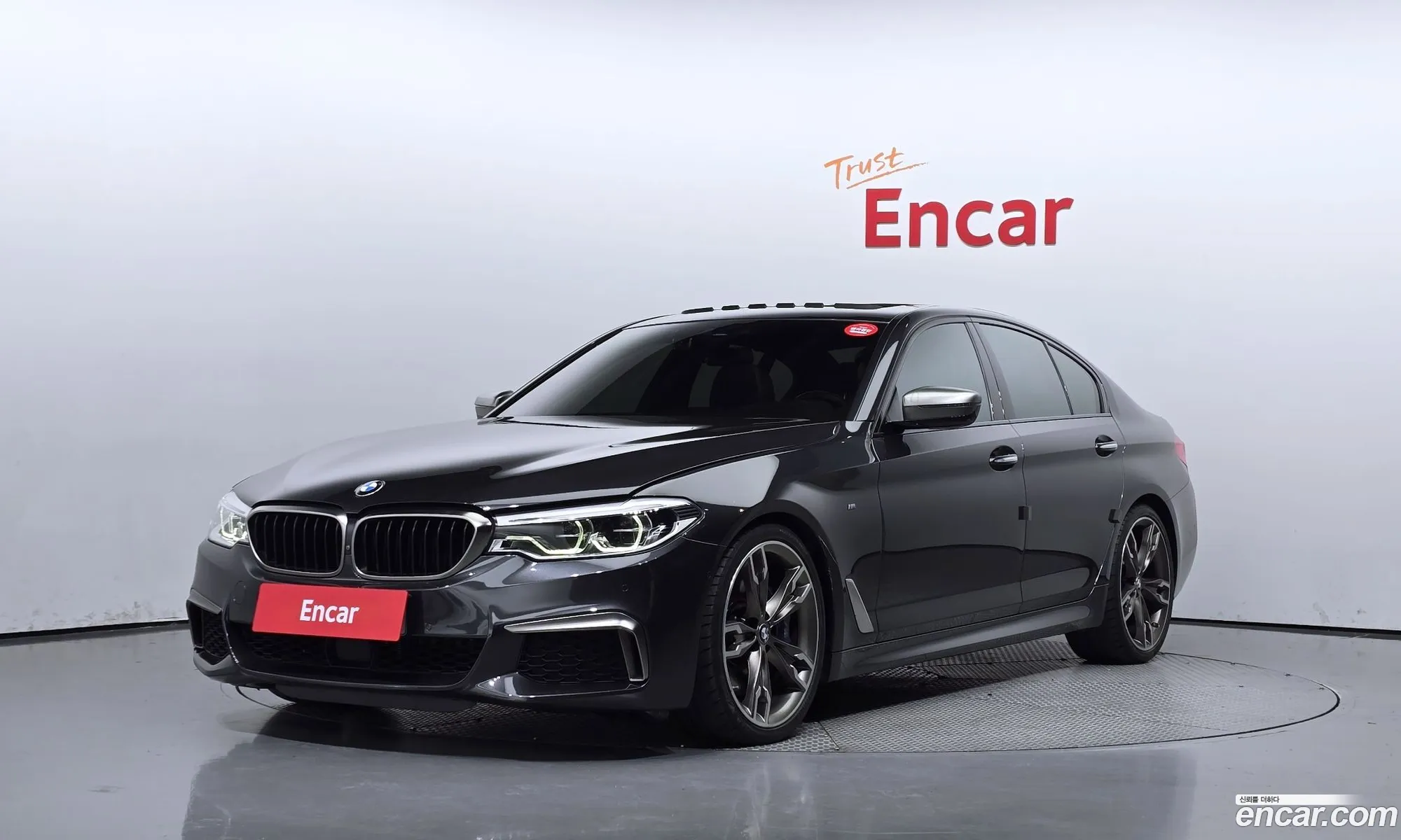 BMW 5 Series G30 M550D xDrive - фотография 1220272